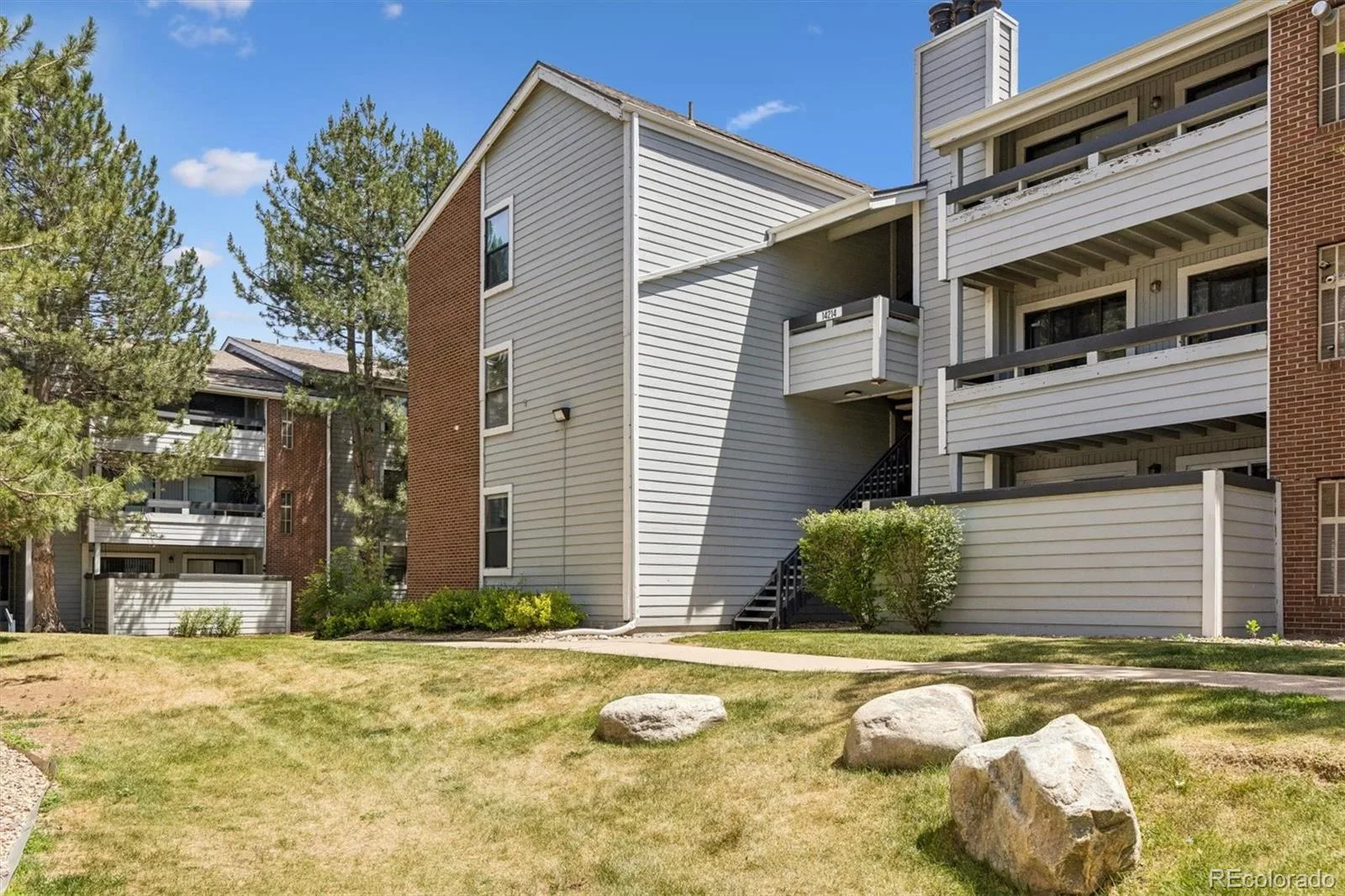 14214 E 1st Drive #A01 Aurora CO 80011 | MLS #REC2658683 06222026183727 1600 2