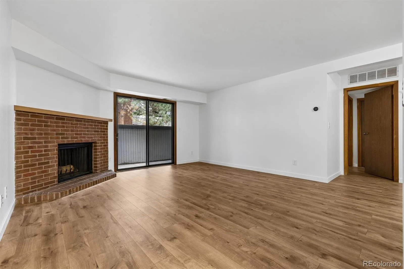 14214 E 1st Drive #A01 Aurora CO 80011 | MLS #REC2658683 06222026183727 1600 5