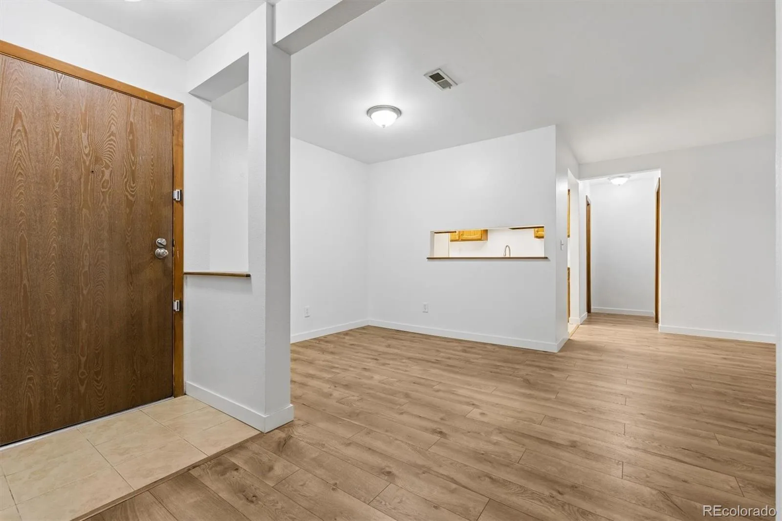 14214 E 1st Drive #A01 Aurora CO 80011 | MLS #REC2658683 06222026183727 1600 6