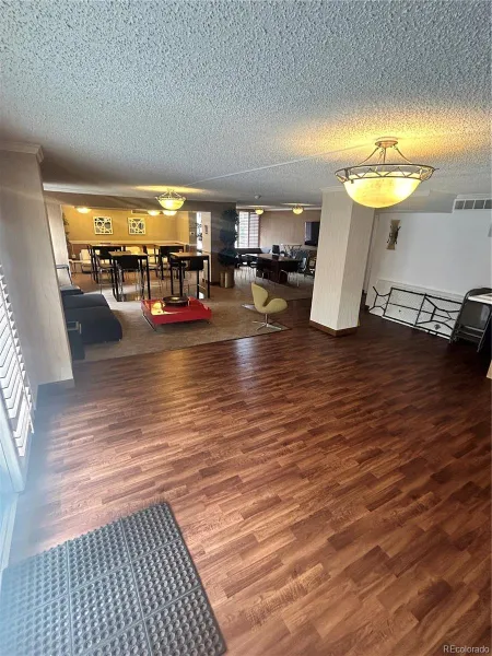 1020 15th Street #29C Denver CO 80202 MLS #REC2660288 05052026035005 800 18