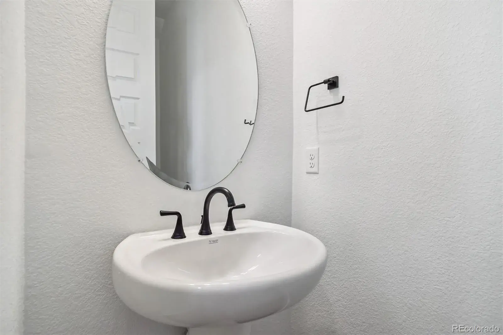 10282025021127 1600 11