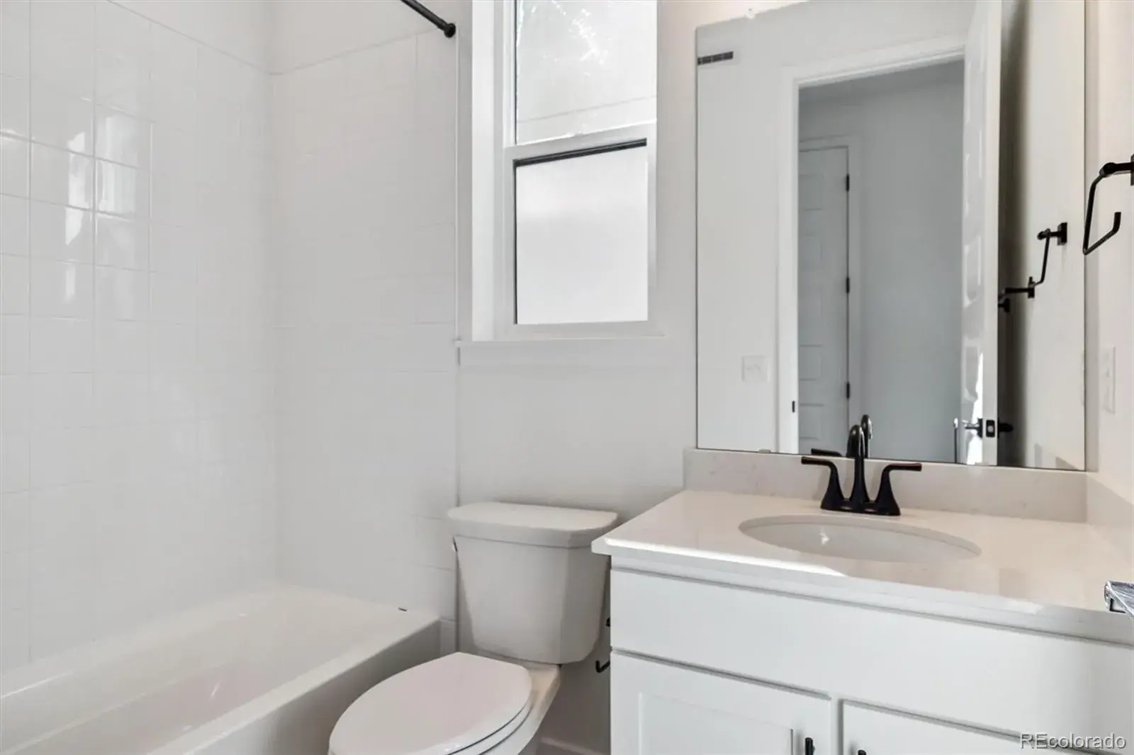 10282025021127 1600 16