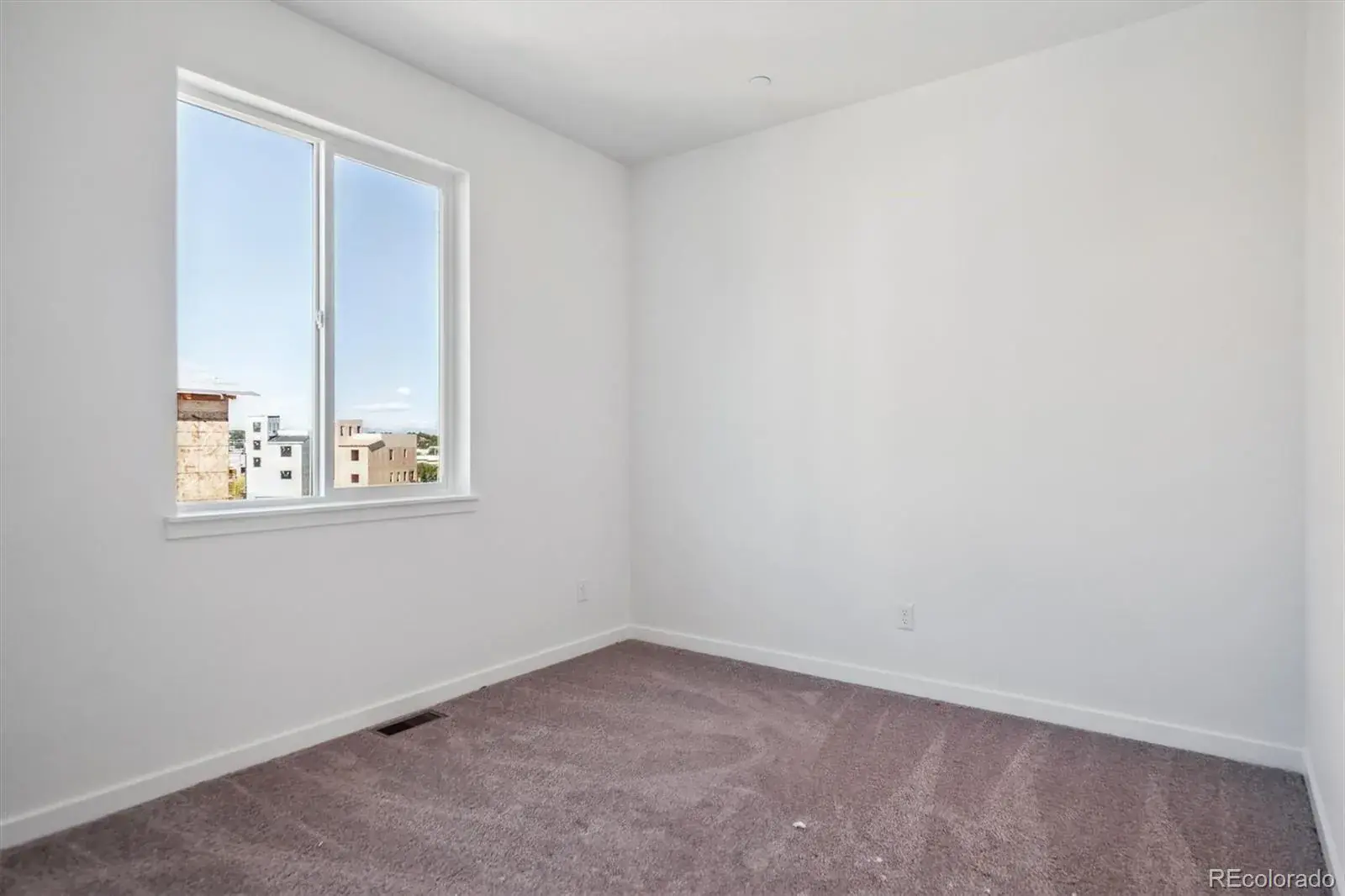 10282025021127 1600 17