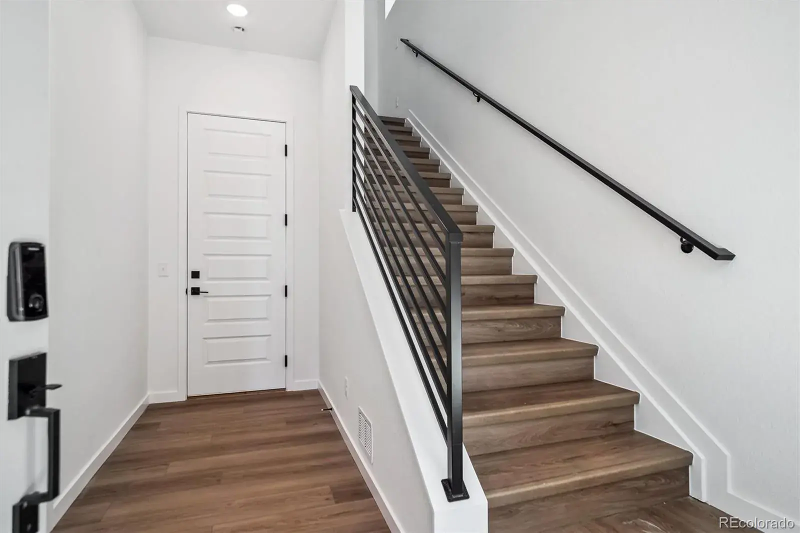 10282025021127 1600 3