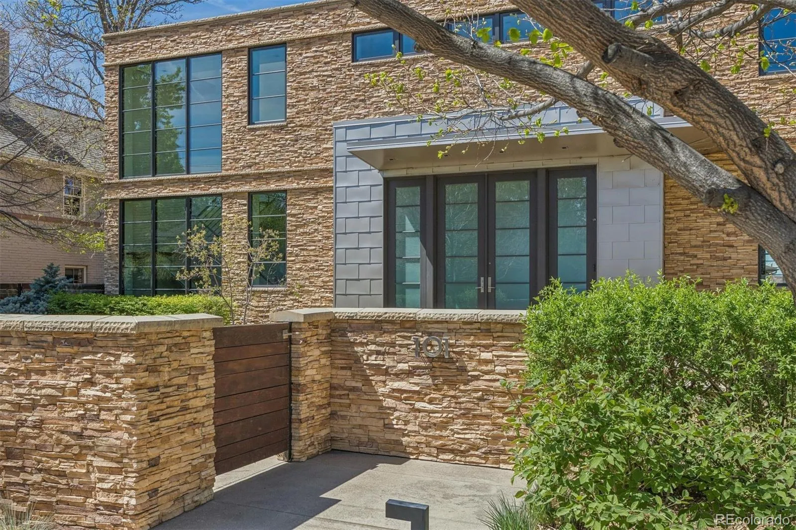 101 S Birch Street Denver CO 80246 MLS #REC2662372 04242026185828 1600 1