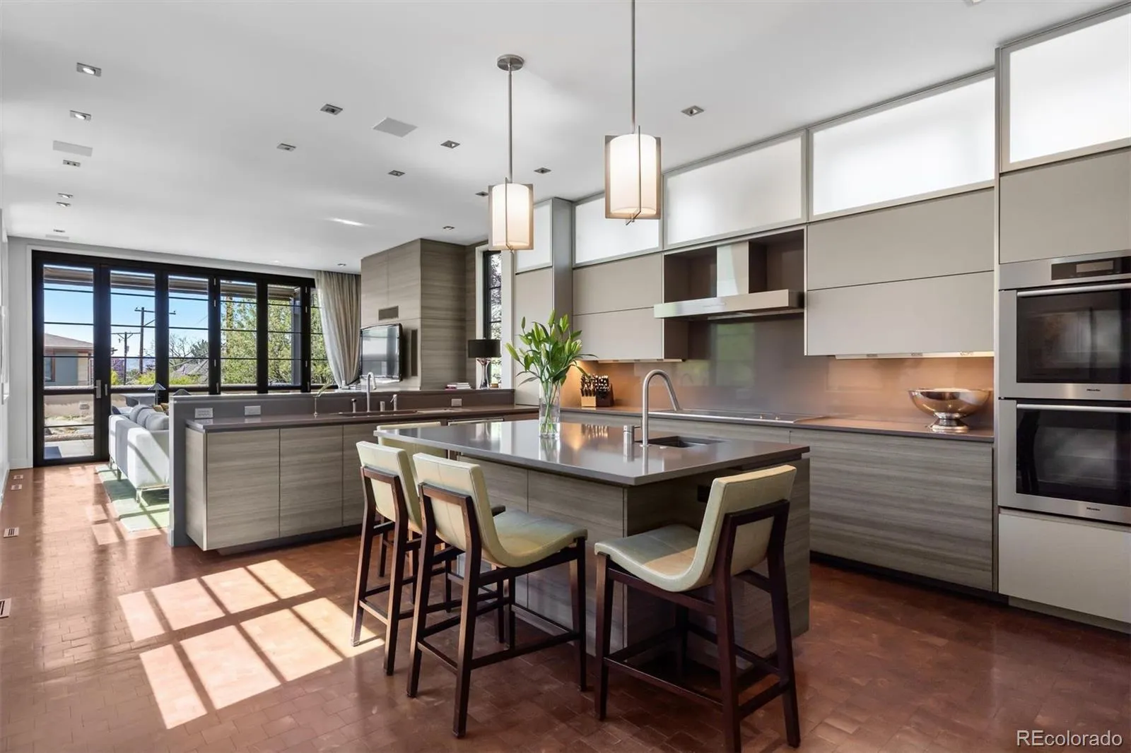 101 S Birch Street Denver CO 80246 MLS #REC2662372 04242026185828 1600 19
