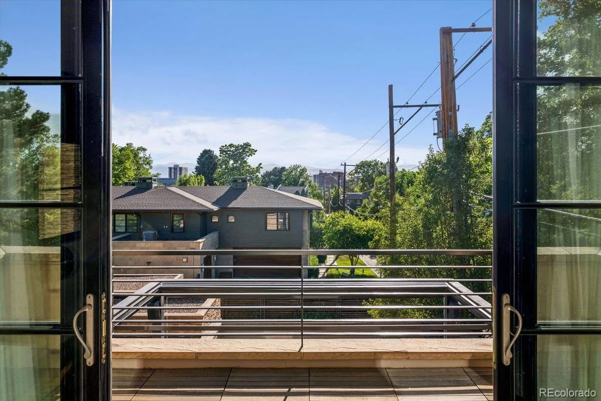 101 S Birch Street Denver CO 80246 MLS #REC2662372 06182026232117 1200 33
