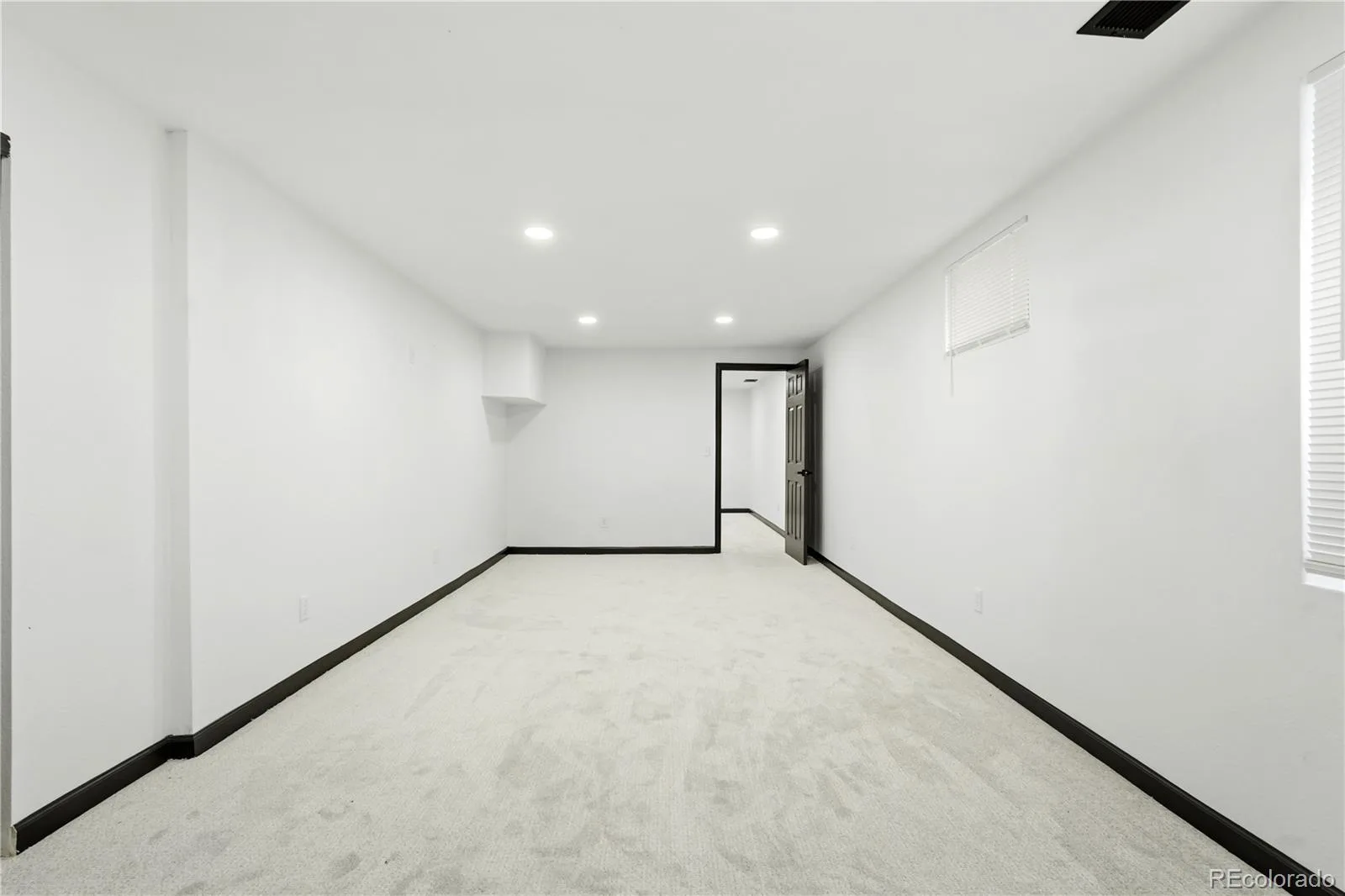 13336 E Arkansas Avenue Aurora CO 80012 MLS #REC2663016 07062026191752 1600 31