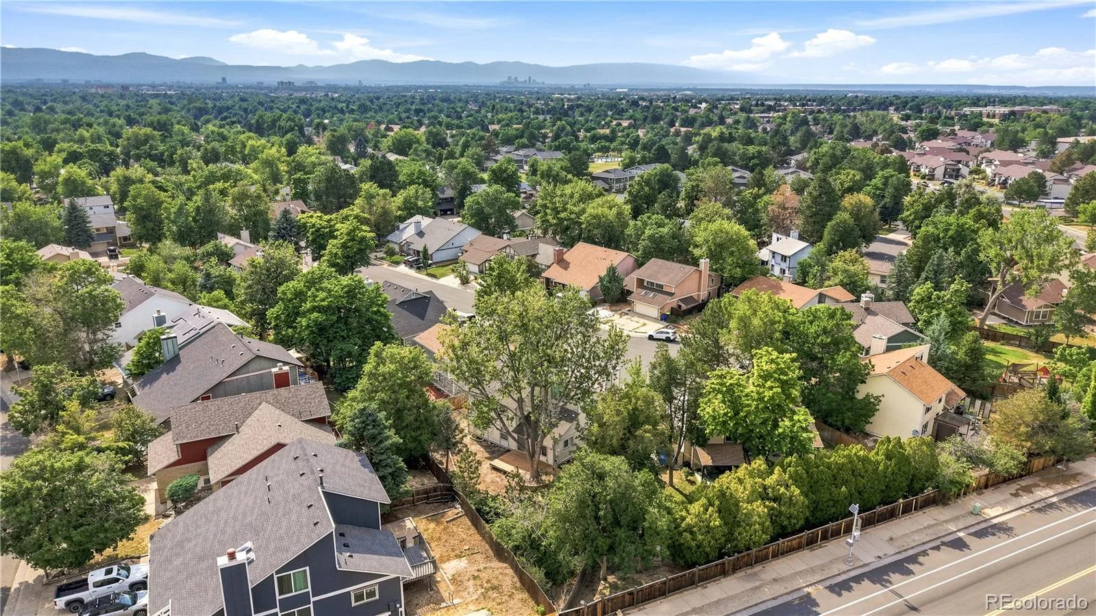 13336 E Arkansas Avenue Aurora CO 80012 MLS #REC2663016 07062026191752 1600 40
