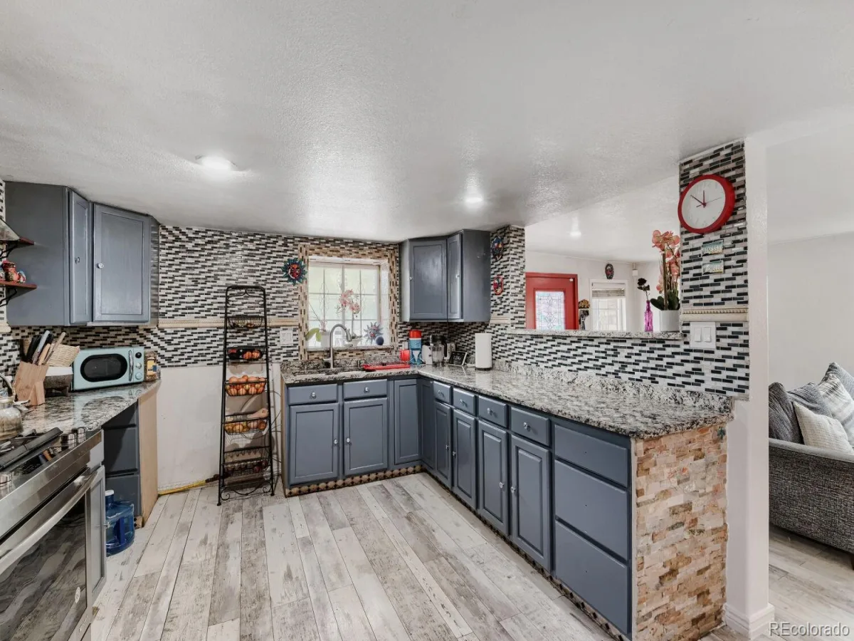 146 Poplar Street Lochbuie CO 80603 | MLS #REC2663970 08142026005118 1200 9