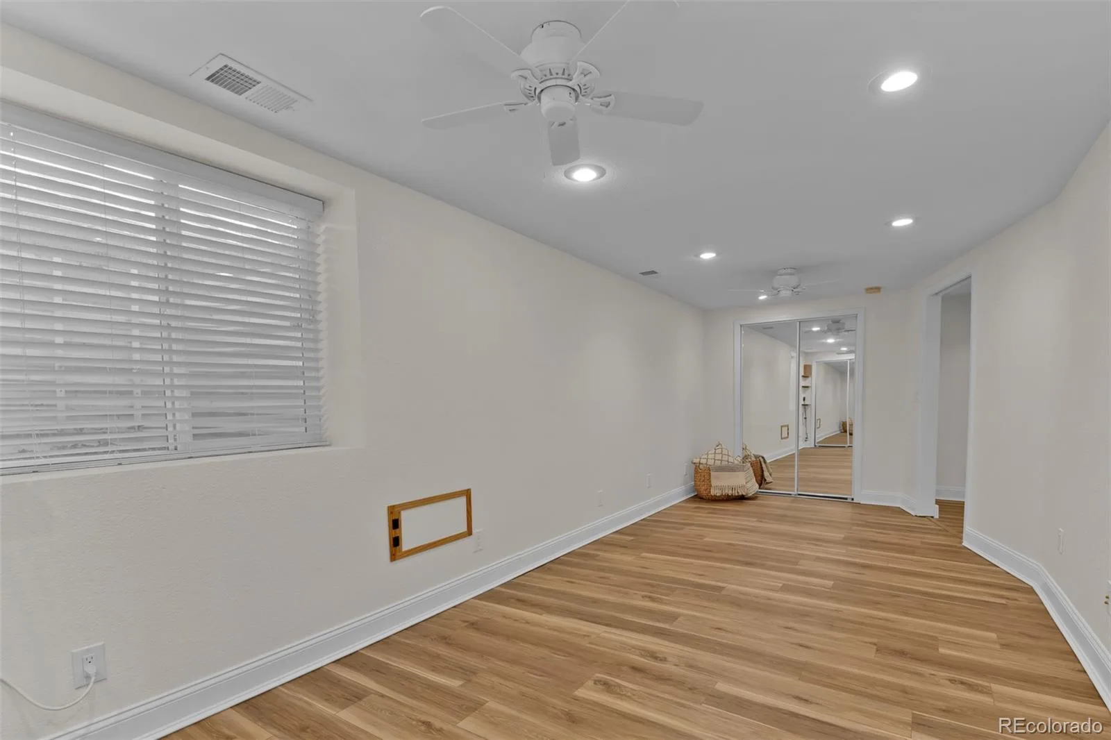 8584 E Briarwood Place Centennial CO 80112 | MLS #REC2664583 08182026234918 1600 24