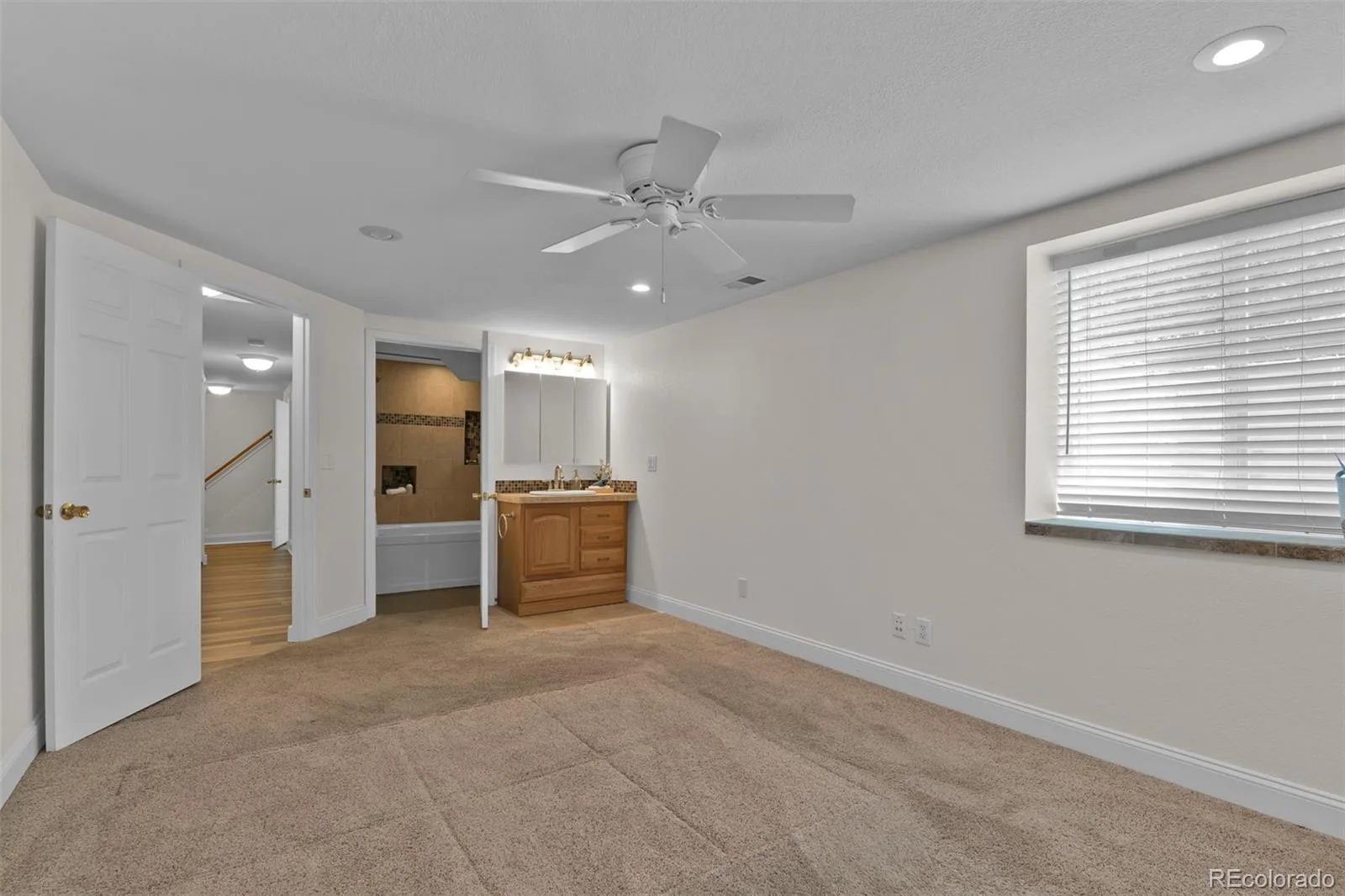8584 E Briarwood Place Centennial CO 80112 | MLS #REC2664583 08182026234918 1600 29