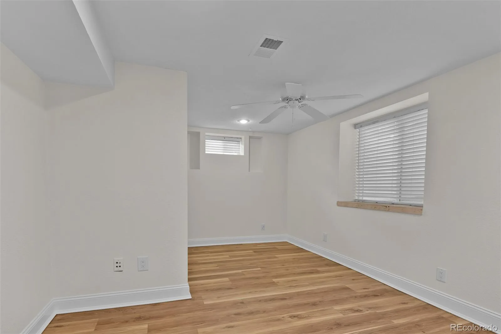 8584 E Briarwood Place Centennial CO 80112 | MLS #REC2664583 08182026234918 1600 31