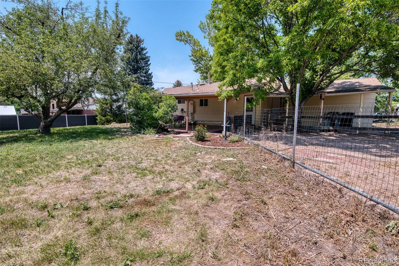 8584 E Briarwood Place Centennial CO 80112 | MLS #REC2664583 08182026234918 1600 41