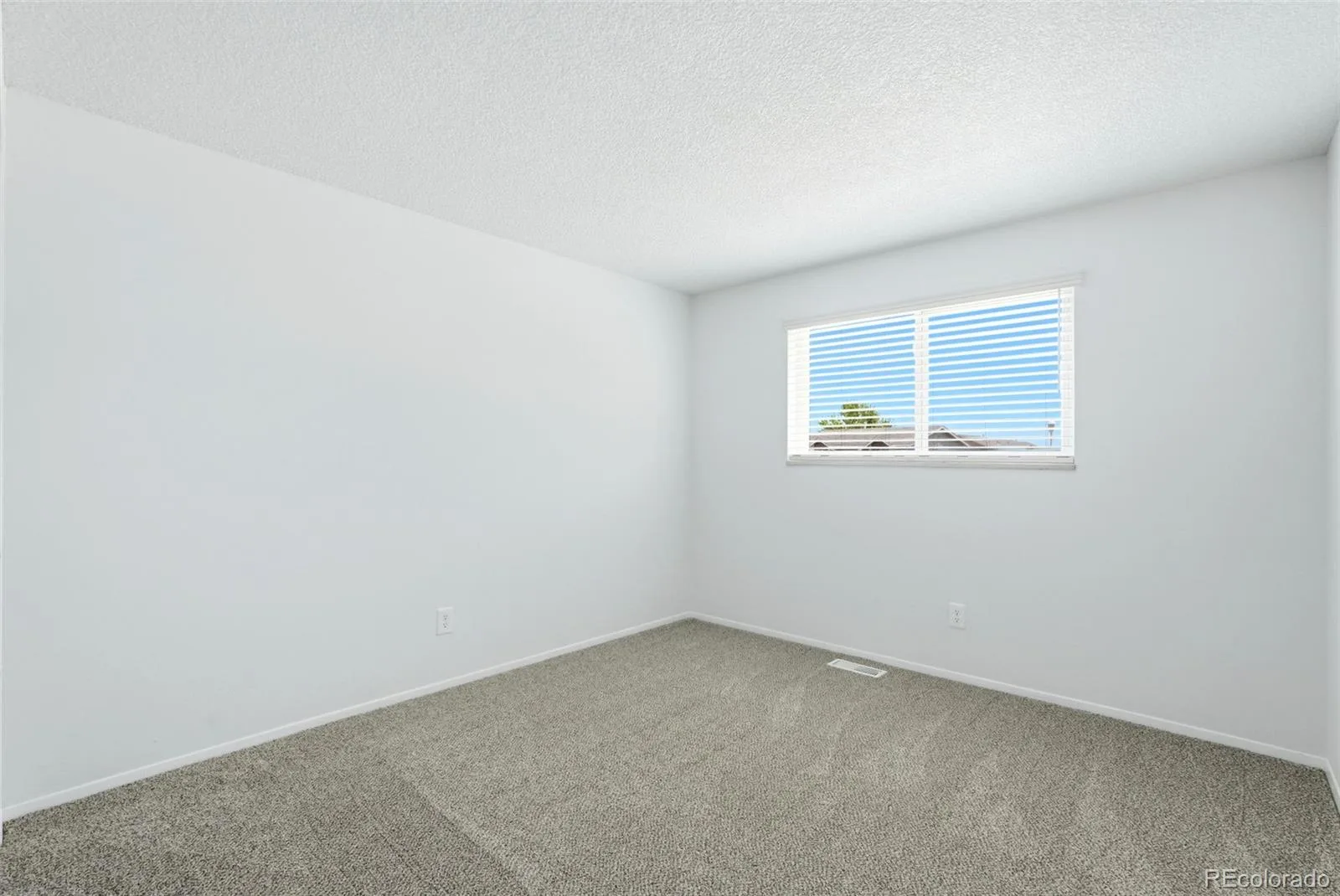 7263 Eaton Circle Arvada CO 80003 MLS #REC2671142 07152026071518 1600 22