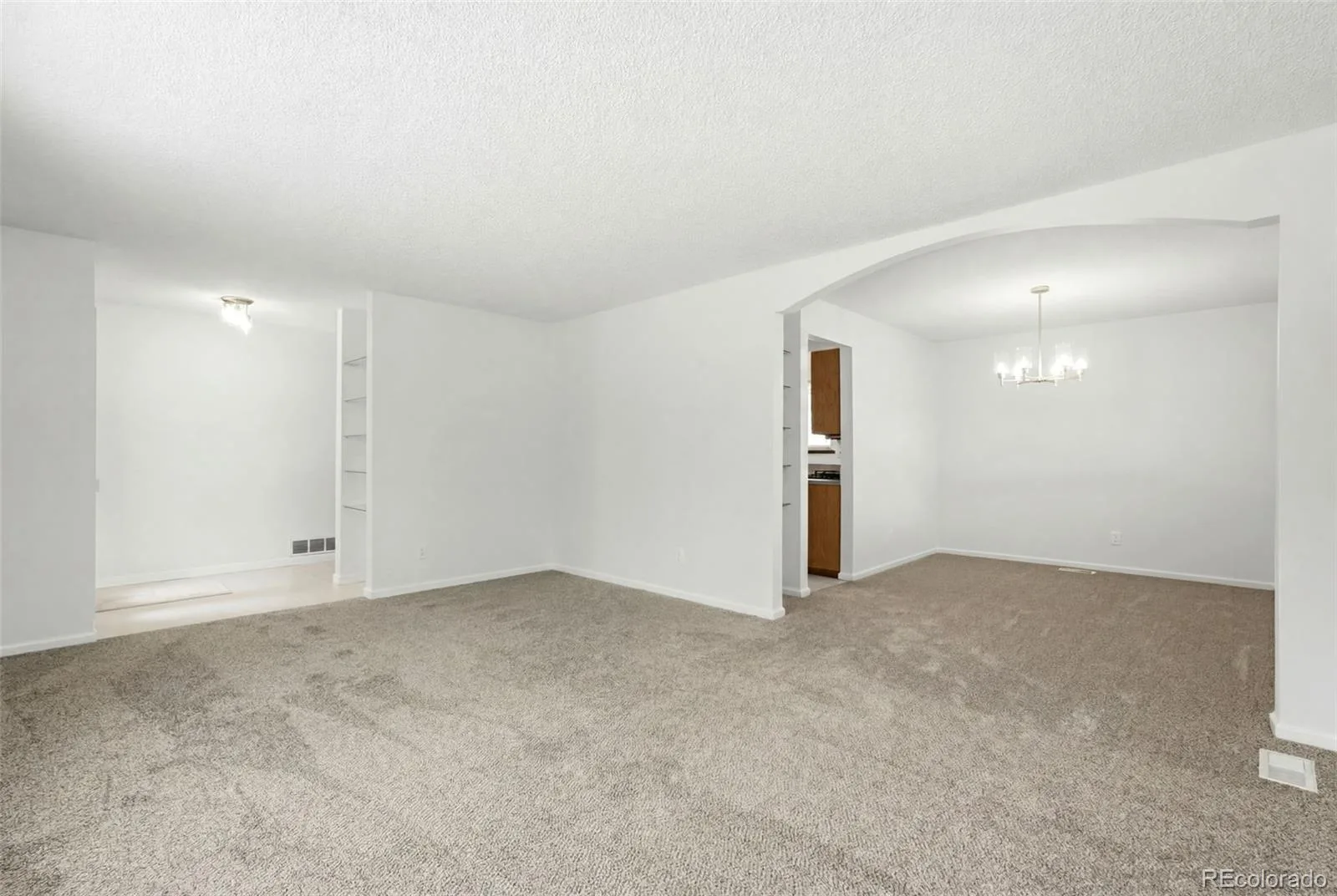 7263 Eaton Circle Arvada CO 80003 MLS #REC2671142 07152026071518 1600 4