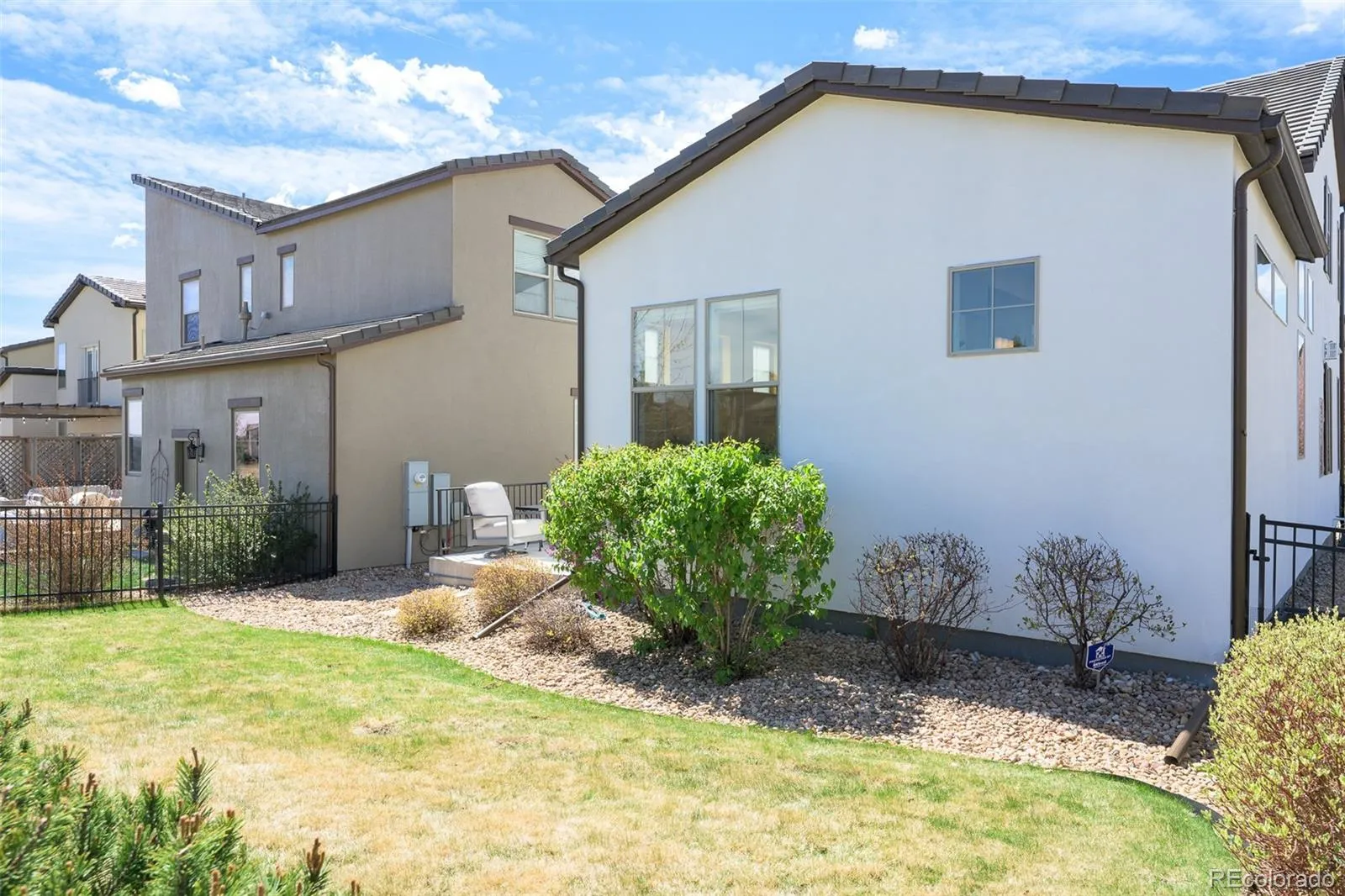 2408 S Orchard Way Lakewood CO 80228 MLS #REC2673953 04232026150759 1600 44
