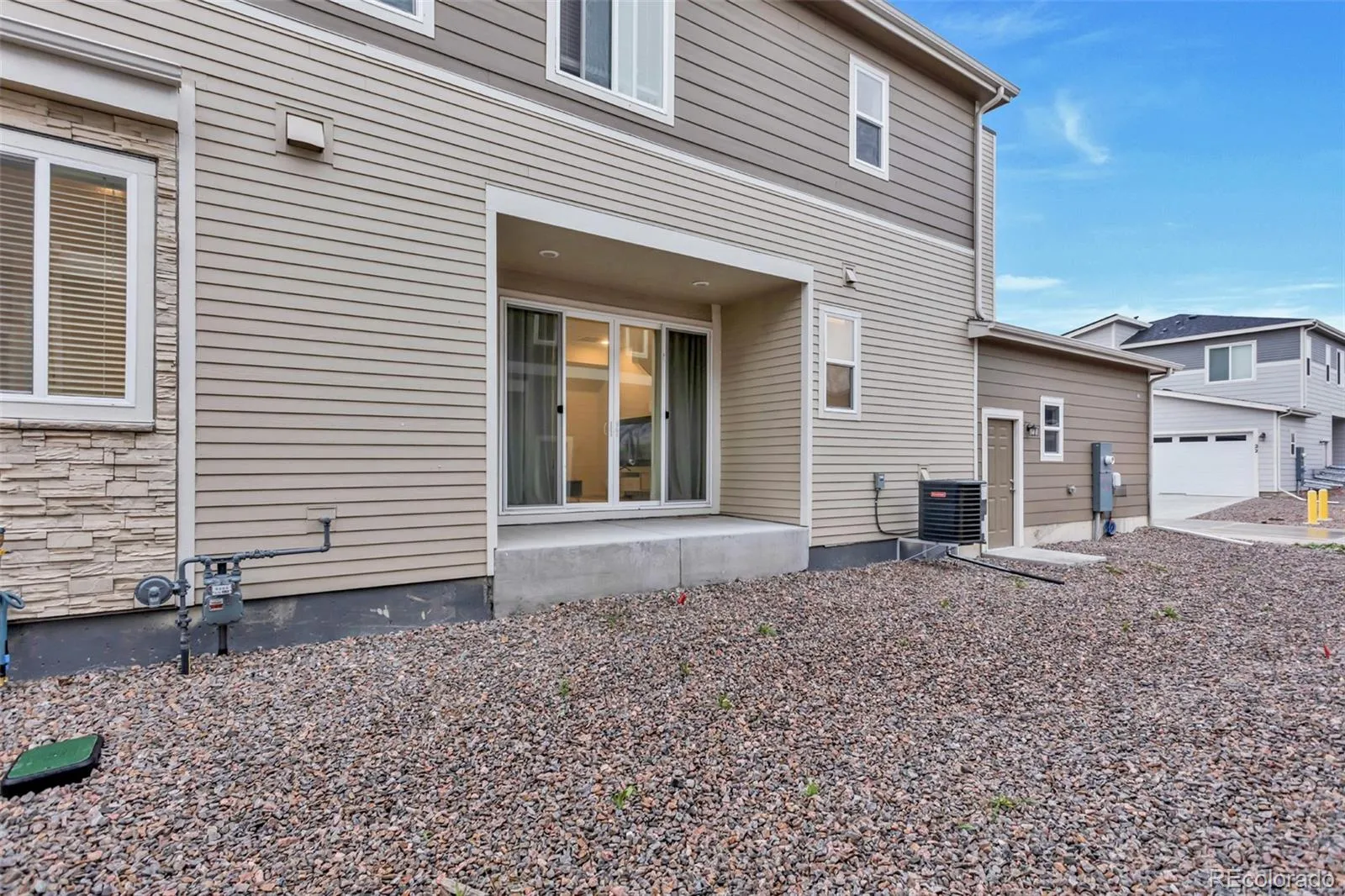 23 N Uriah Street Aurora CO 80018 | MLS #REC2674070 05152026020950 1600 18