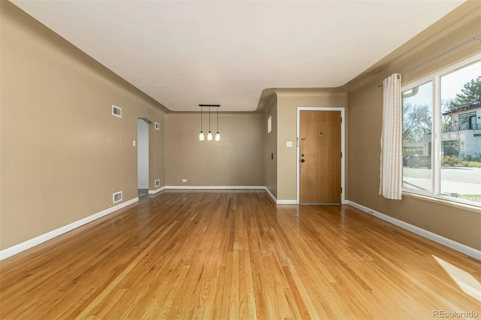 04212026153911 1600 5