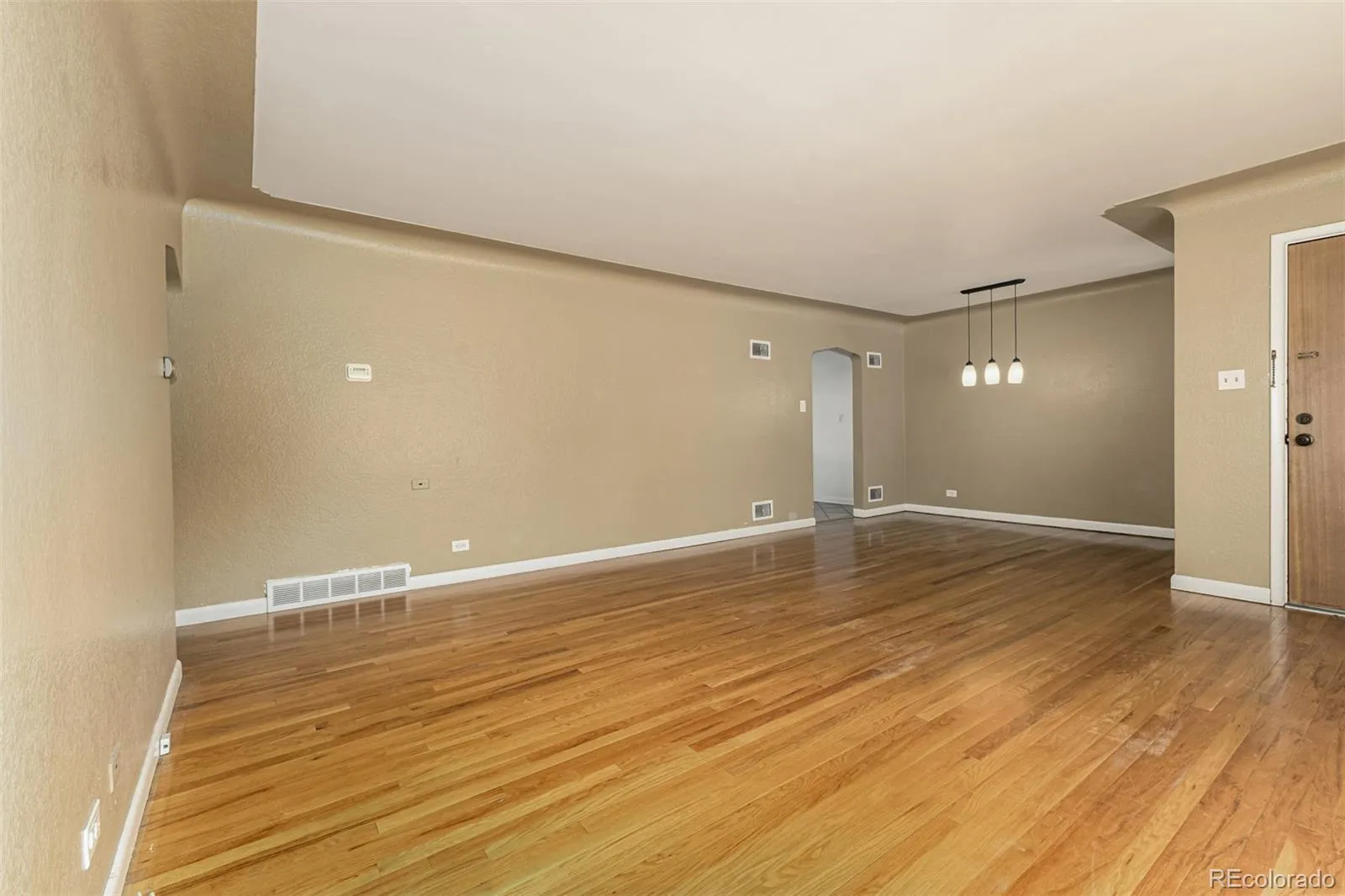 04212026153911 1600 8