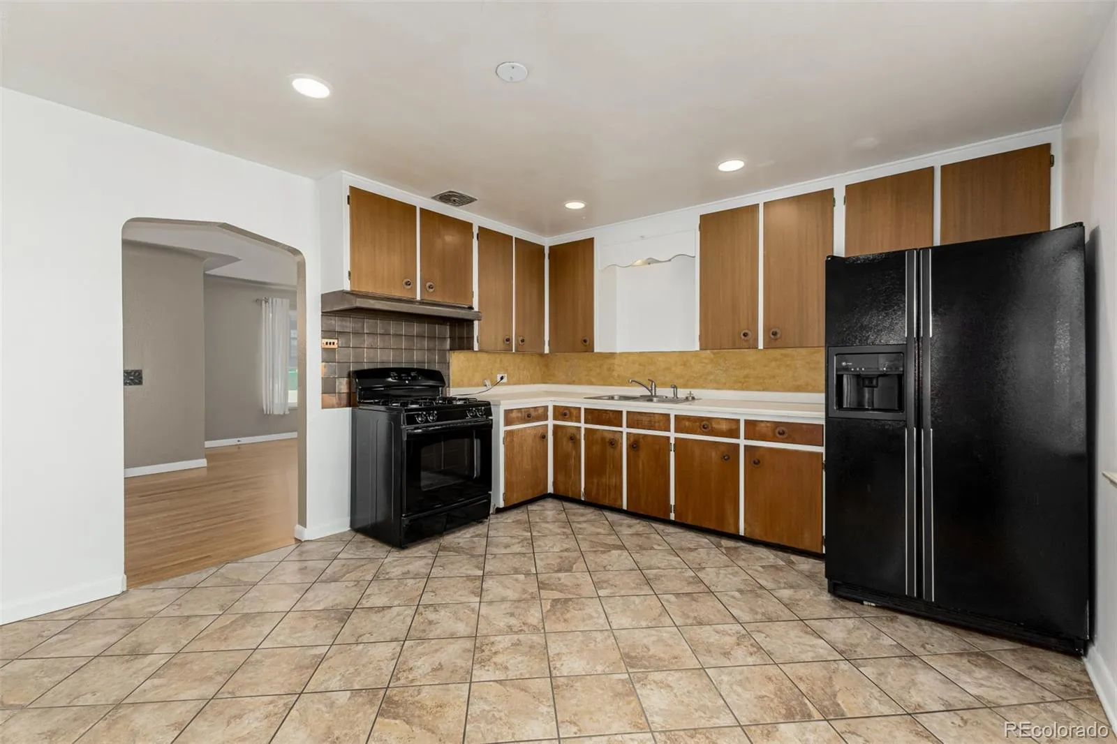 04212026153911 1600 9