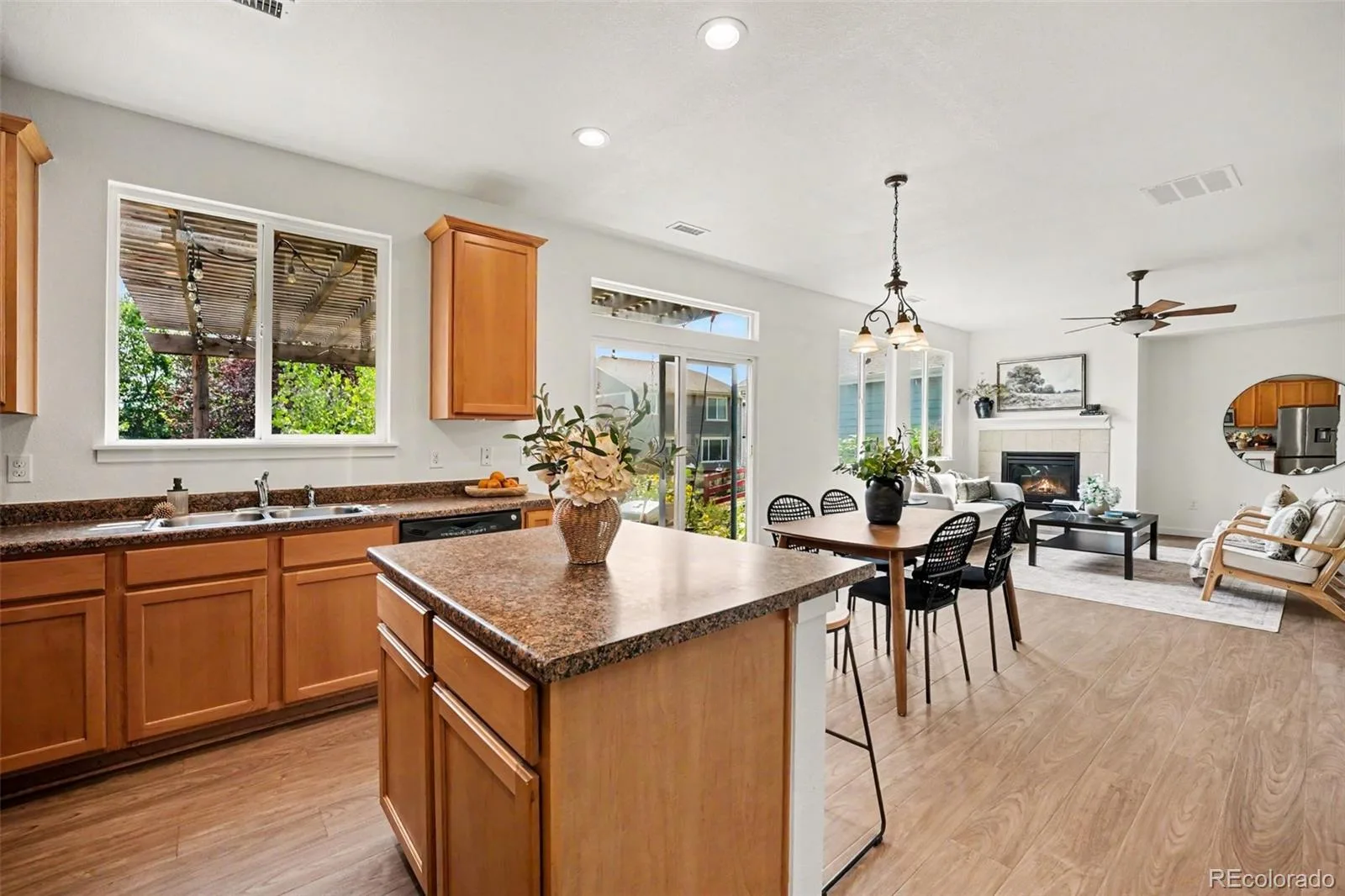 9044 Ellis Way Arvada CO 80005 MLS #REC2675722 07062026195104 1600 12