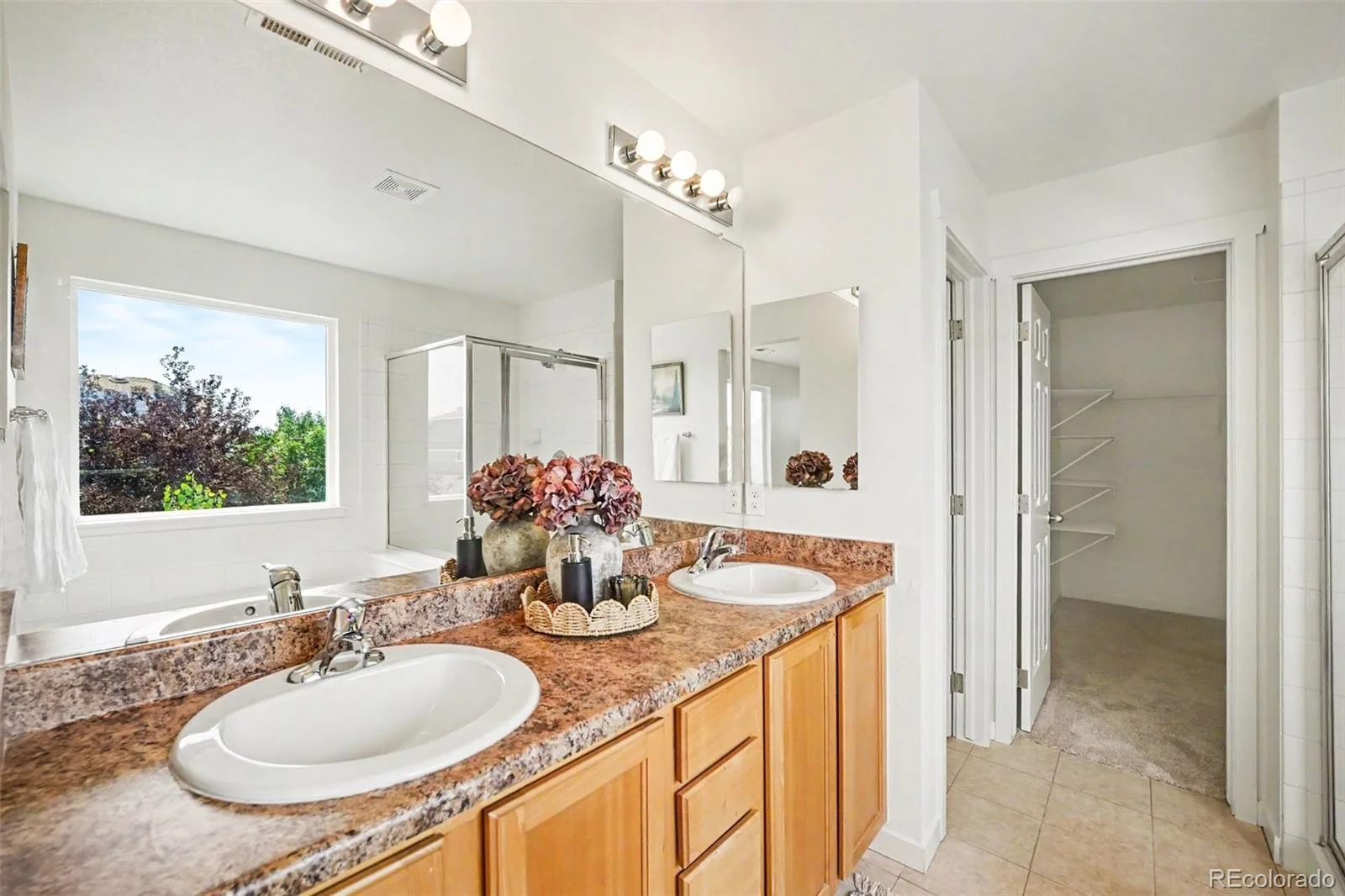 9044 Ellis Way Arvada CO 80005 MLS #REC2675722 07062026195104 1600 20