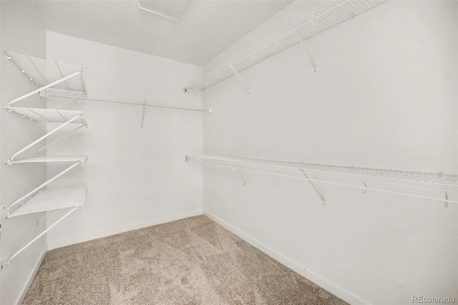 9044 Ellis Way Arvada CO 80005 MLS #REC2675722 07062026195104 1600 23