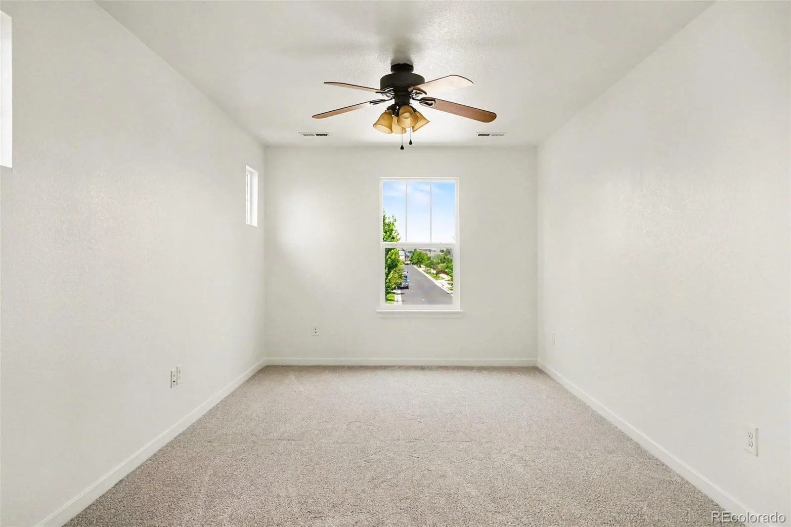 9044 Ellis Way Arvada CO 80005 MLS #REC2675722 07062026195104 1600 29