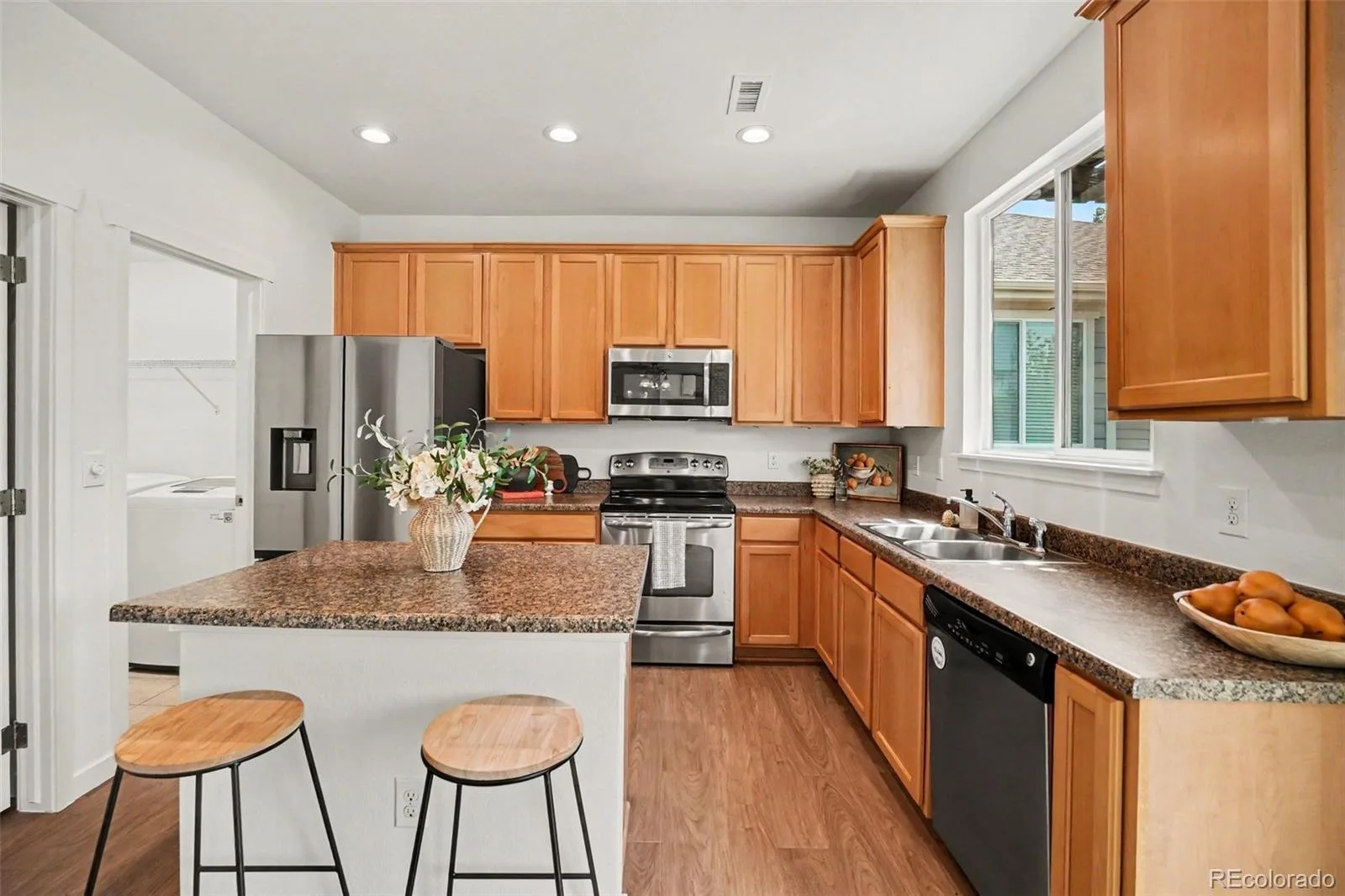9044 Ellis Way Arvada CO 80005 MLS #REC2675722 07062026195104 1600 9