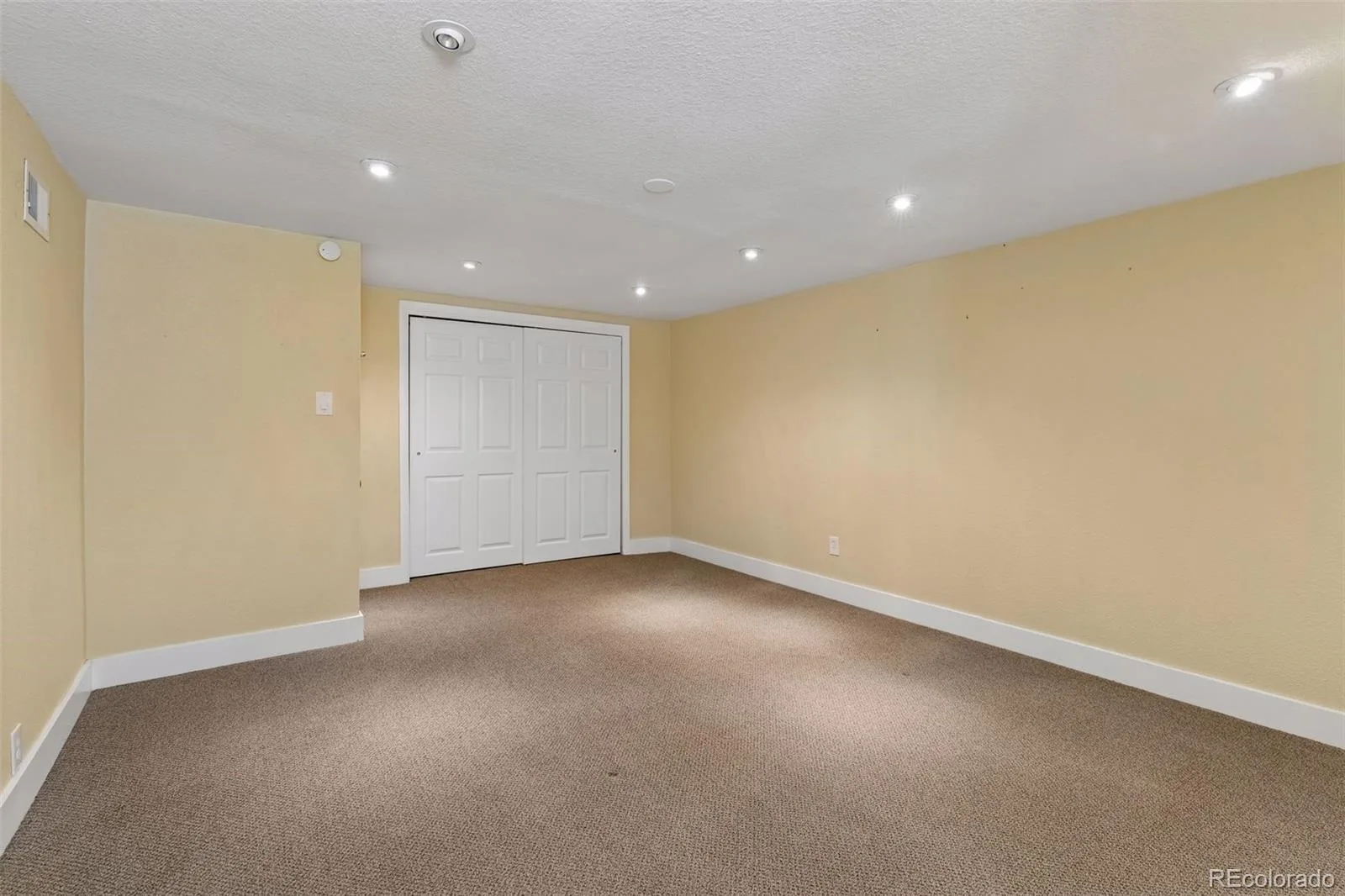 665 Milwaukee Street Denver CO 80206 | MLS #REC2678682 08132026171806 1600 36