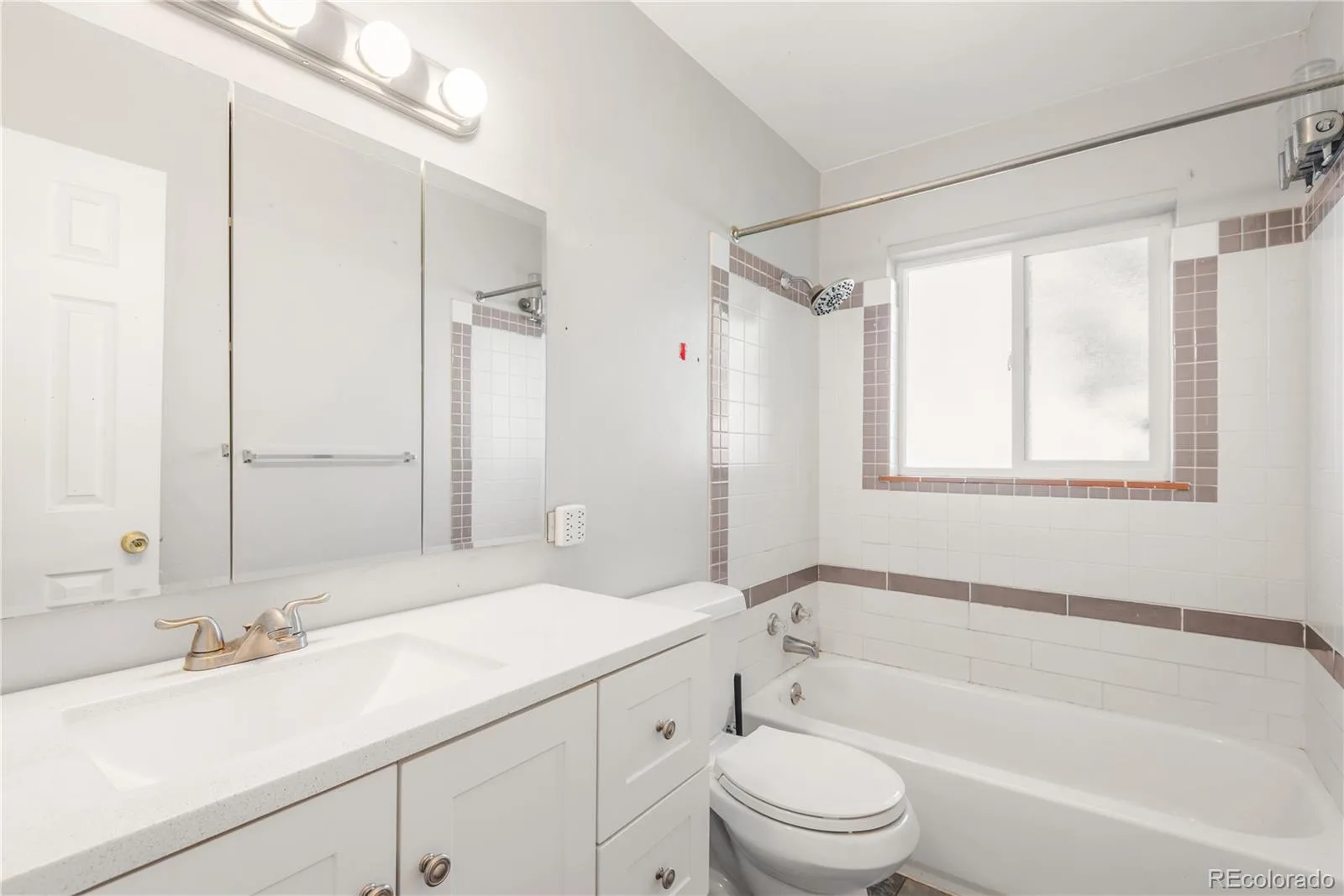 985 Xavier Street Denver CO 80204 | MLS #REC2679156 07152026161705 1600 11