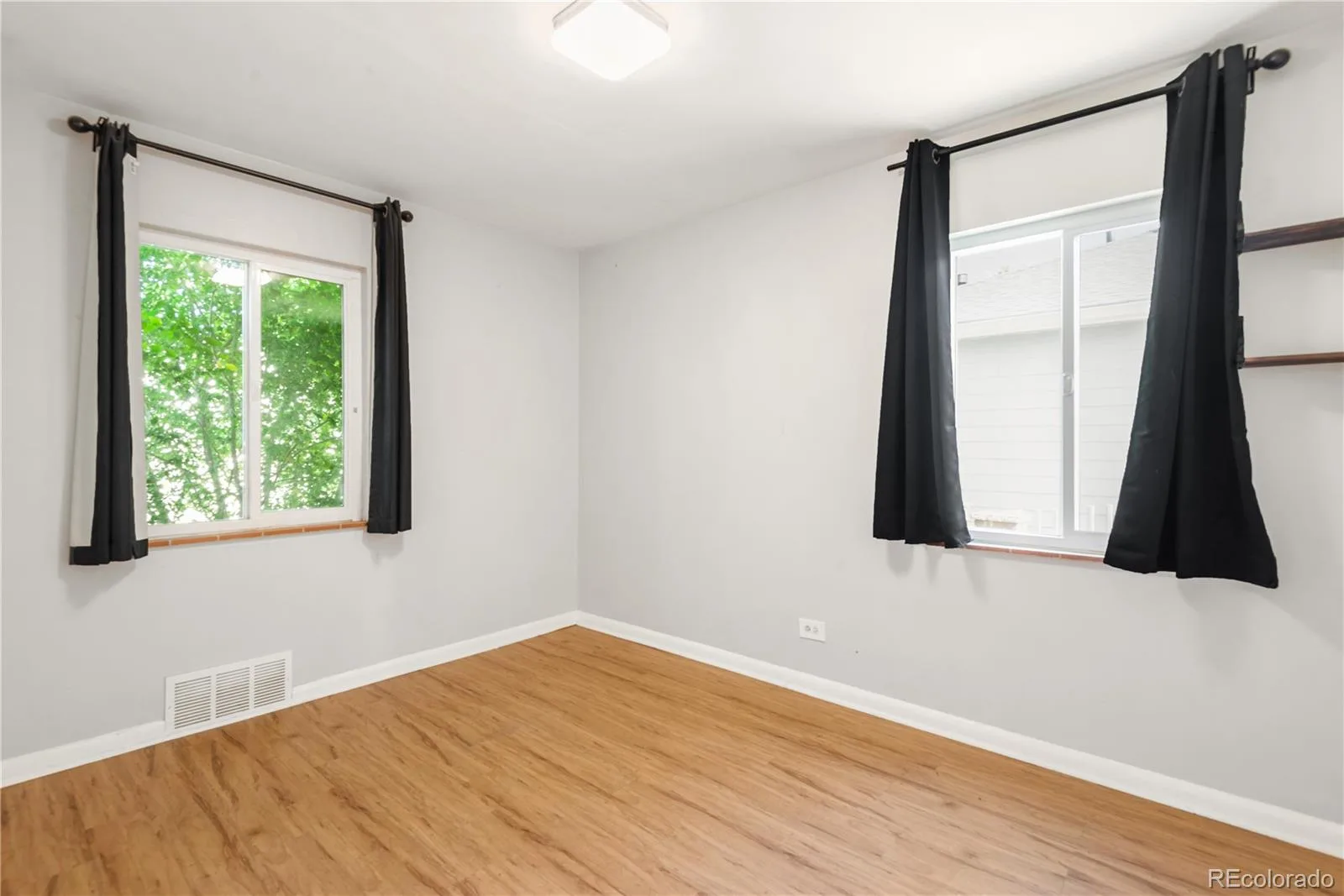 985 Xavier Street Denver CO 80204 | MLS #REC2679156 07152026161705 1600 13