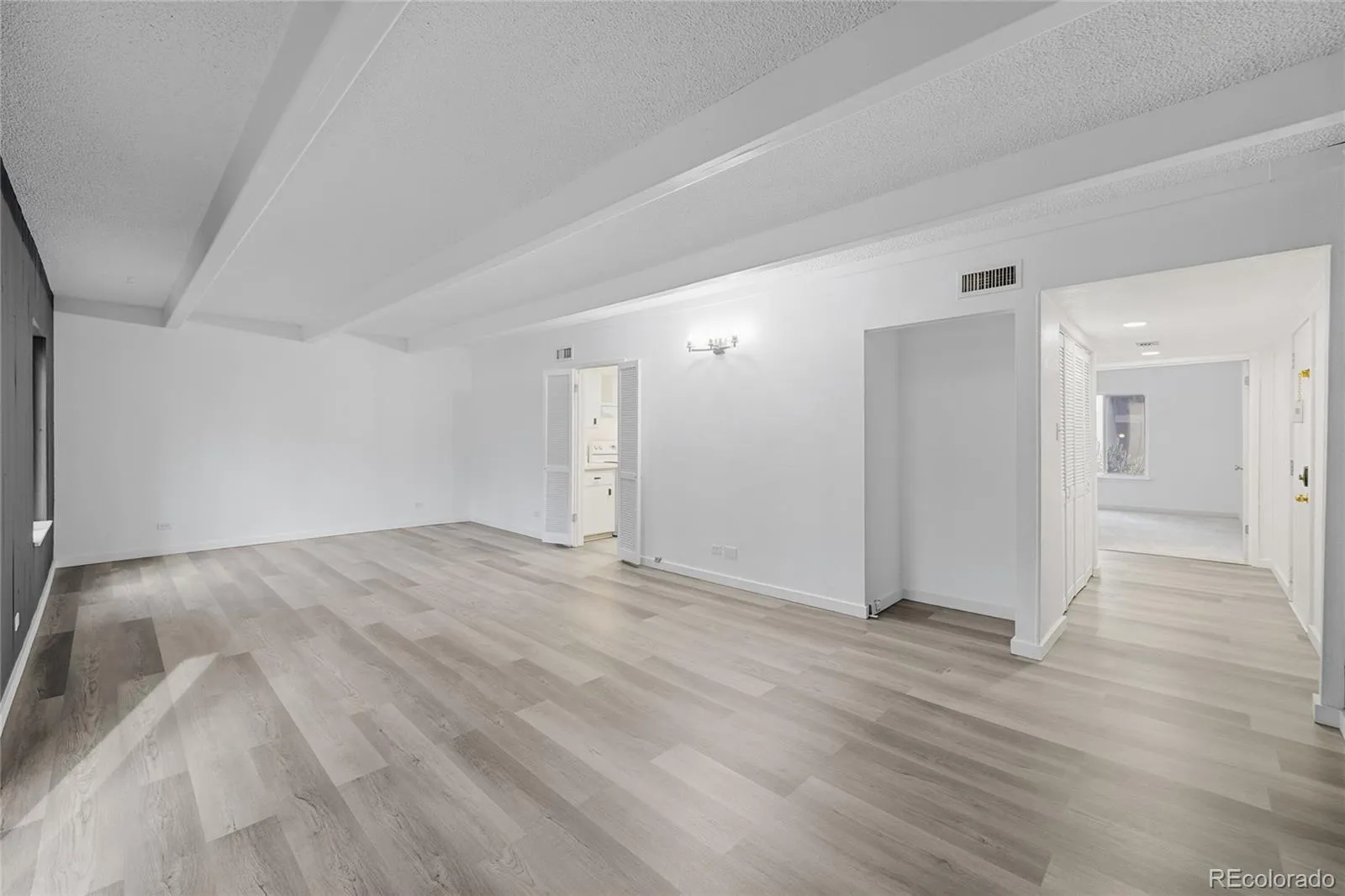9700 E Iliff Avenue #B14 Denver CO 80231 MLS #REC2680052 04232026172549 1600 6