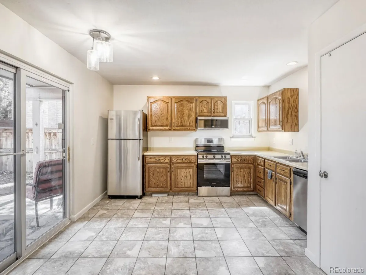 04012026160810 1200 15