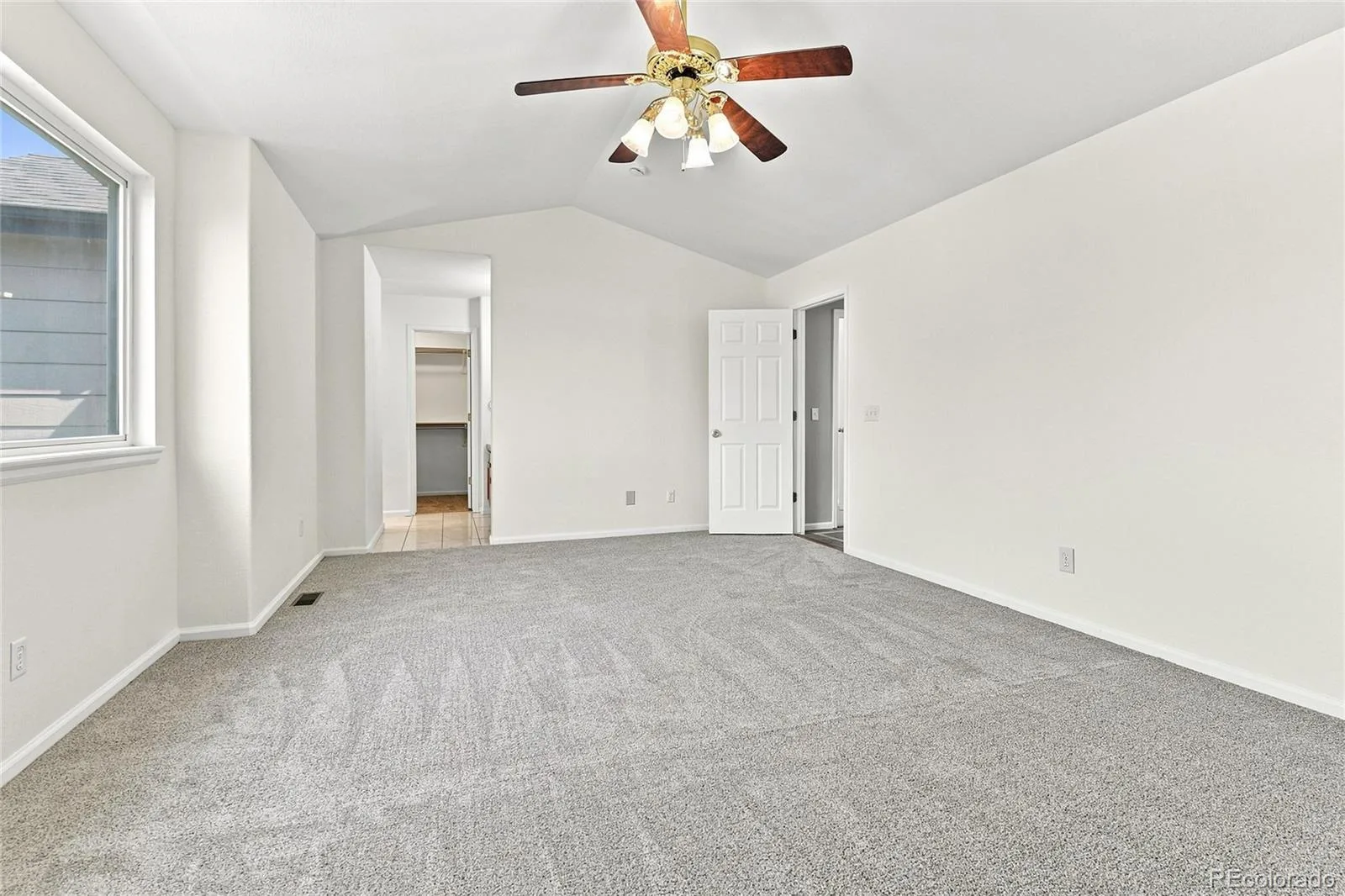 4249 S Killarney Street Aurora CO 80013 | MLS #REC2682581 08182026001306 1600 19