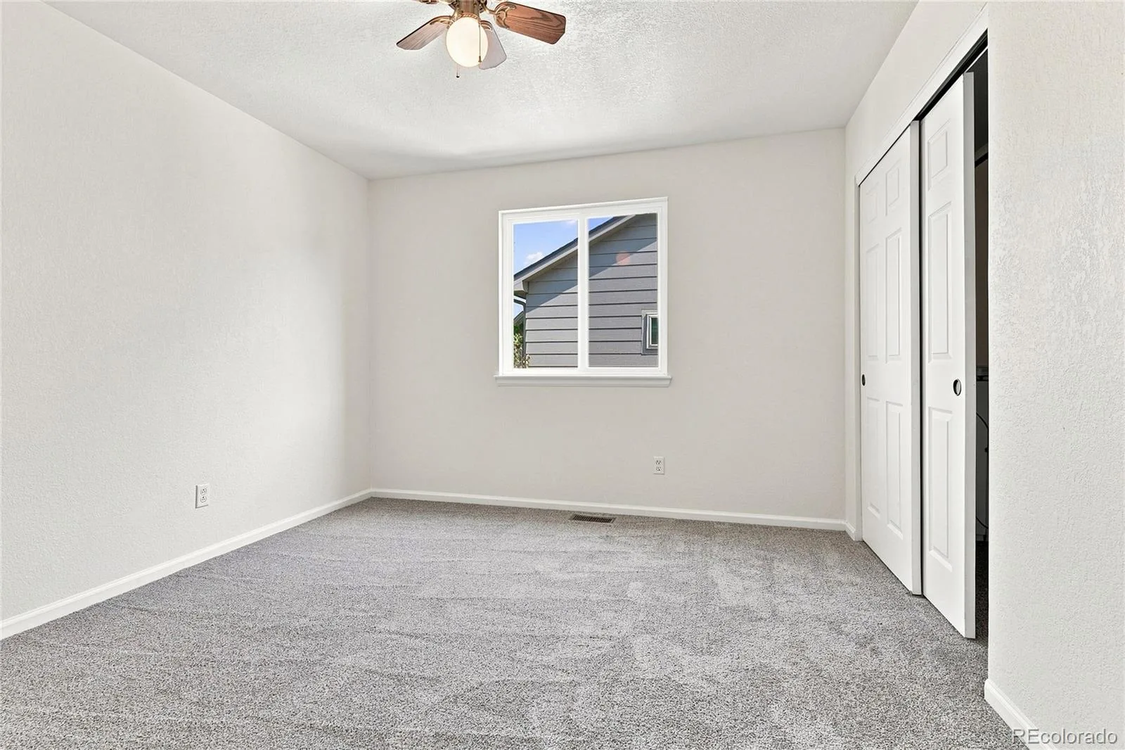 4249 S Killarney Street Aurora CO 80013 | MLS #REC2682581 08182026001306 1600 23