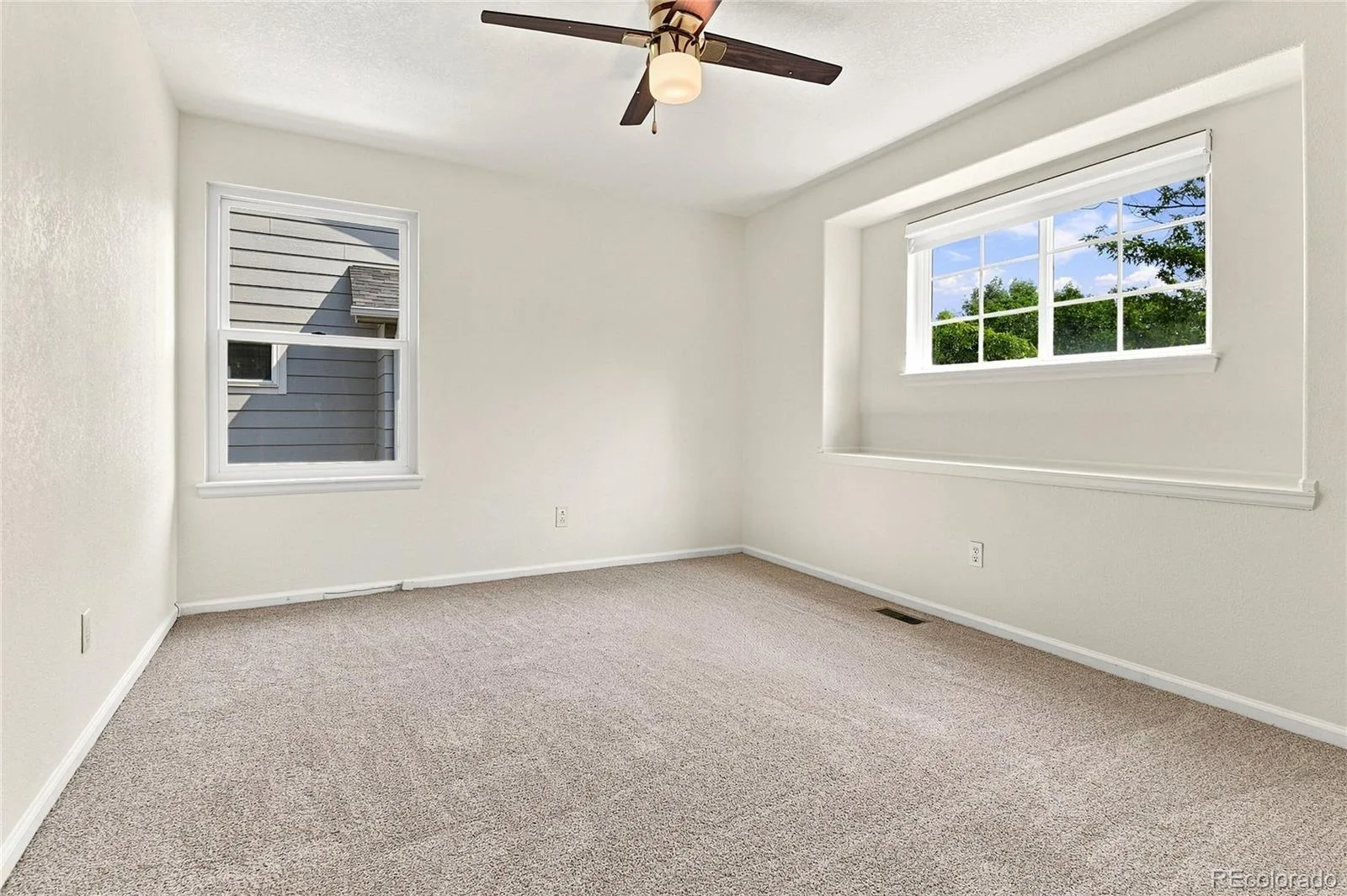4249 S Killarney Street Aurora CO 80013 | MLS #REC2682581 08182026001306 1600 27