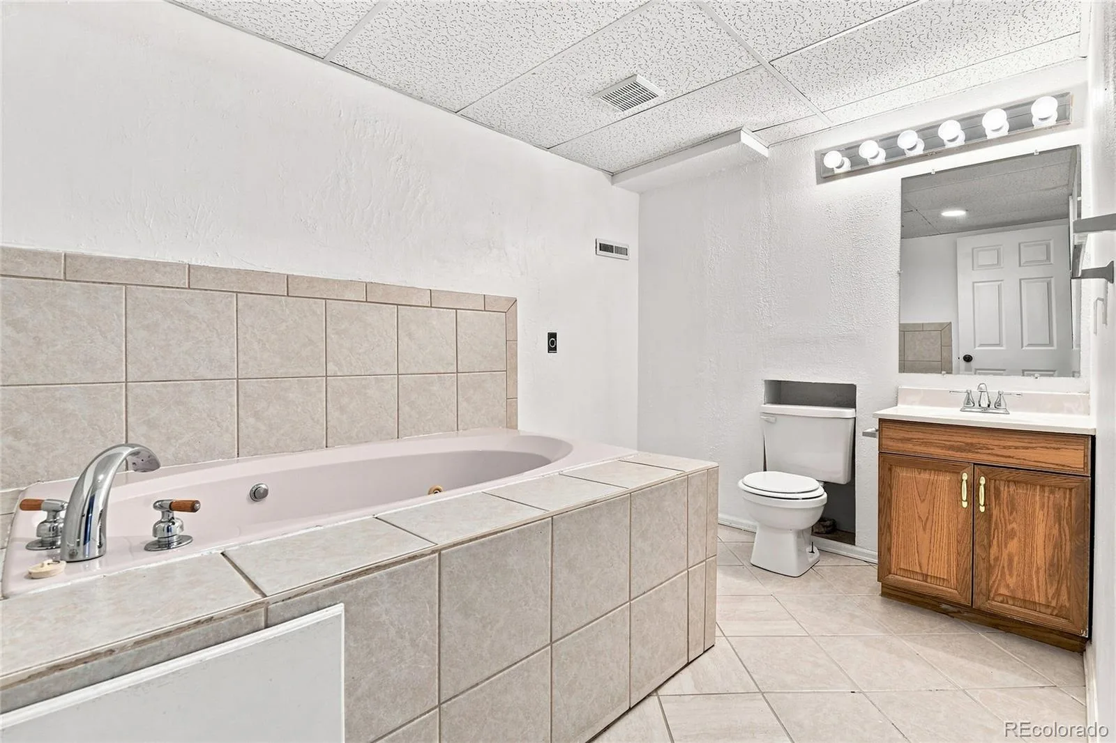 4249 S Killarney Street Aurora CO 80013 | MLS #REC2682581 08182026001306 1600 32