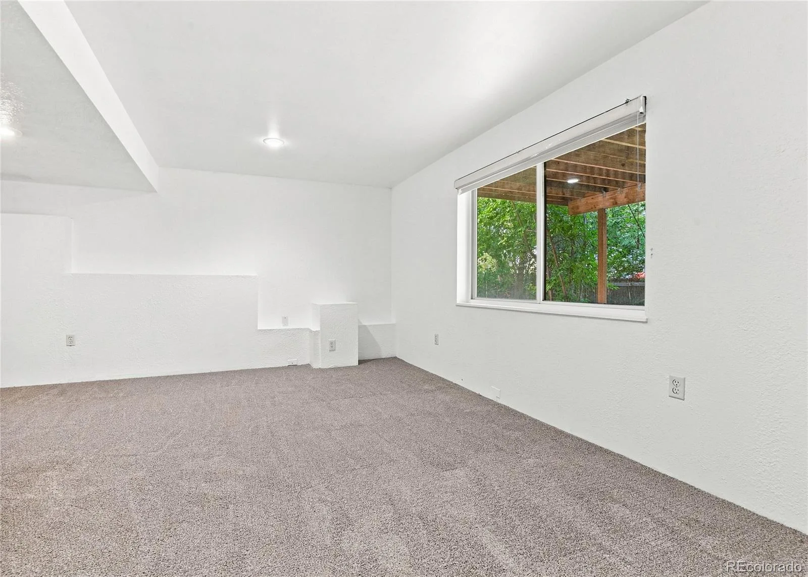 4249 S Killarney Street Aurora CO 80013 | MLS #REC2682581 08182026001306 1600 33