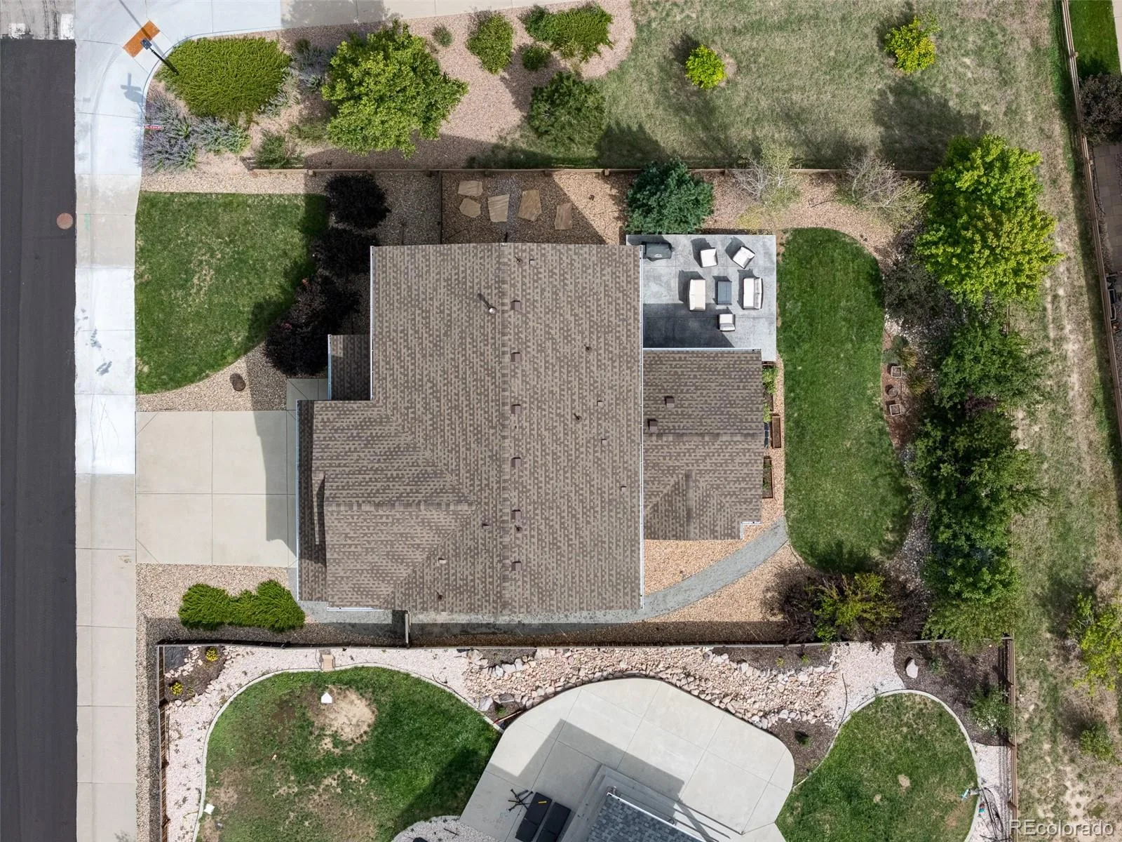 2177 Summerhill Drive Castle Rock CO 80108 | MLS #REC2684361 08302026213659 1600 33