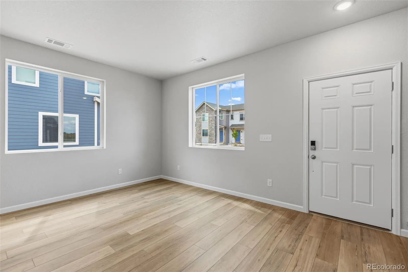 1480 Coral Place Longmont CO 80504 | MLS #REC2684576 08252026185544 1600 6
