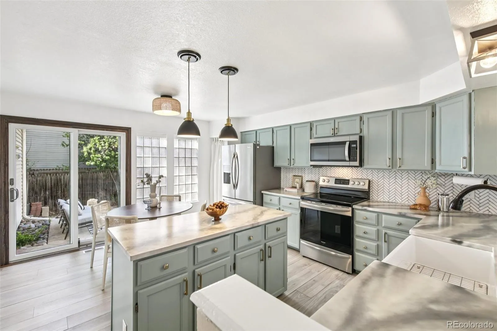 04082026213706 1600 11