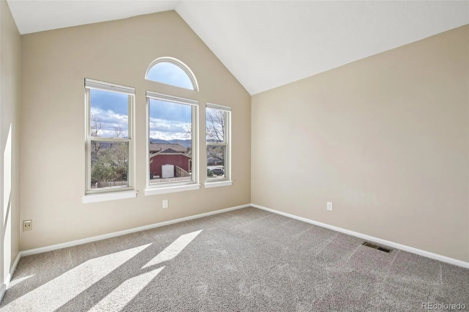 04082026213706 1600 25