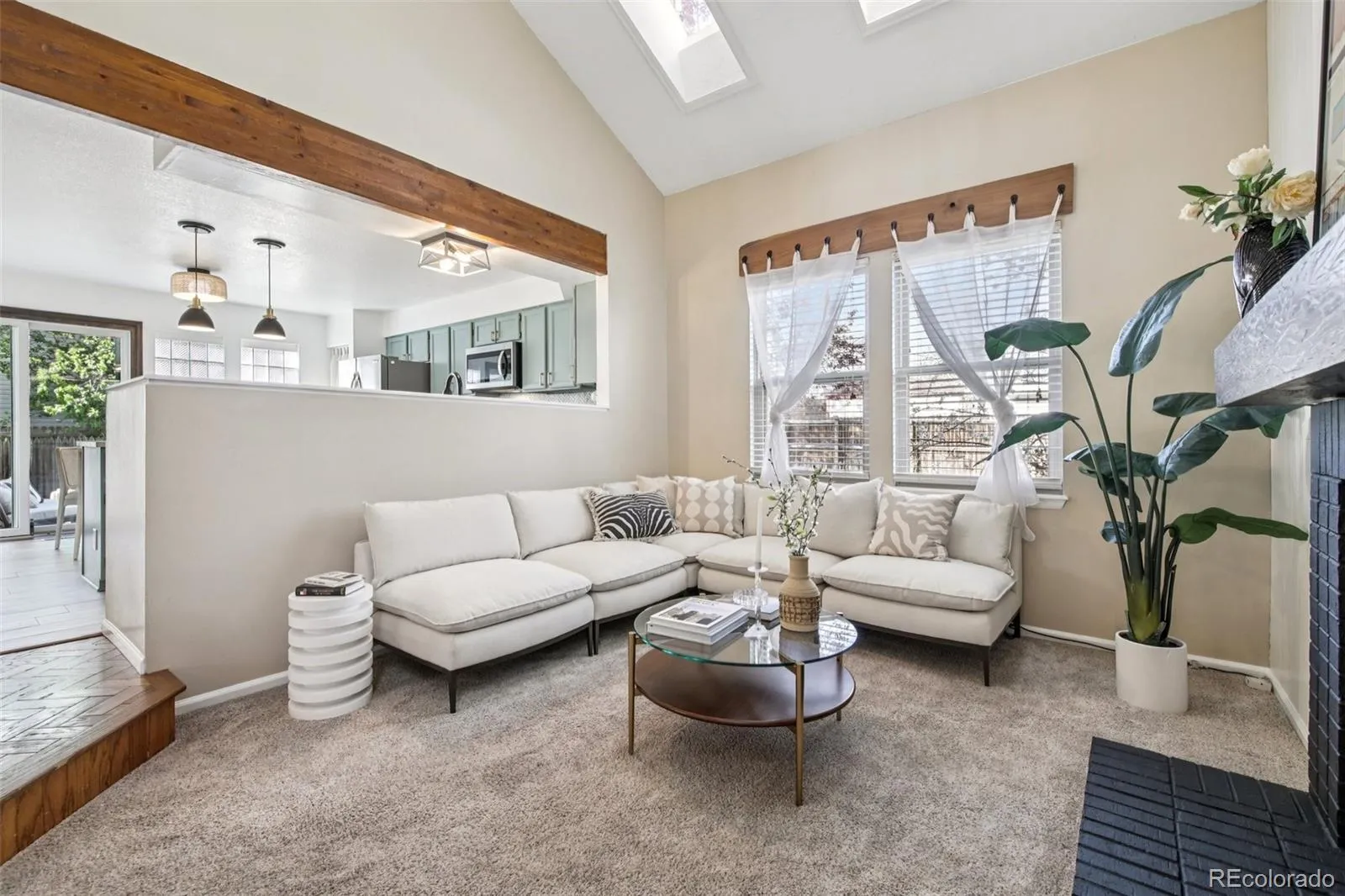 04082026213706 1600 9