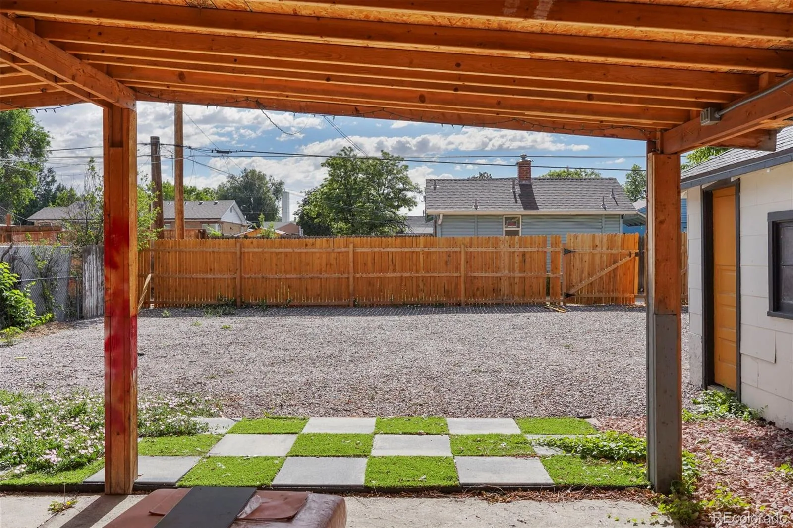 1530 Geneva Street Aurora CO 80010 MLS #REC2684783 06252026144549 1600 11