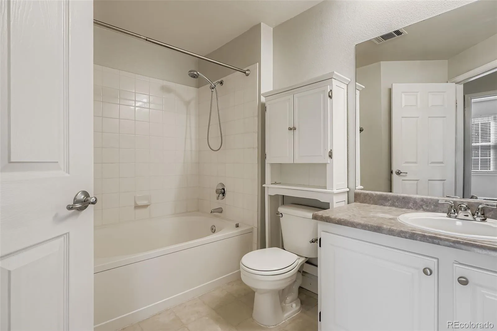 12820 Ironstone Way #203 Parker CO 80134 | MLS #REC2684906 08042026164900 1600 6