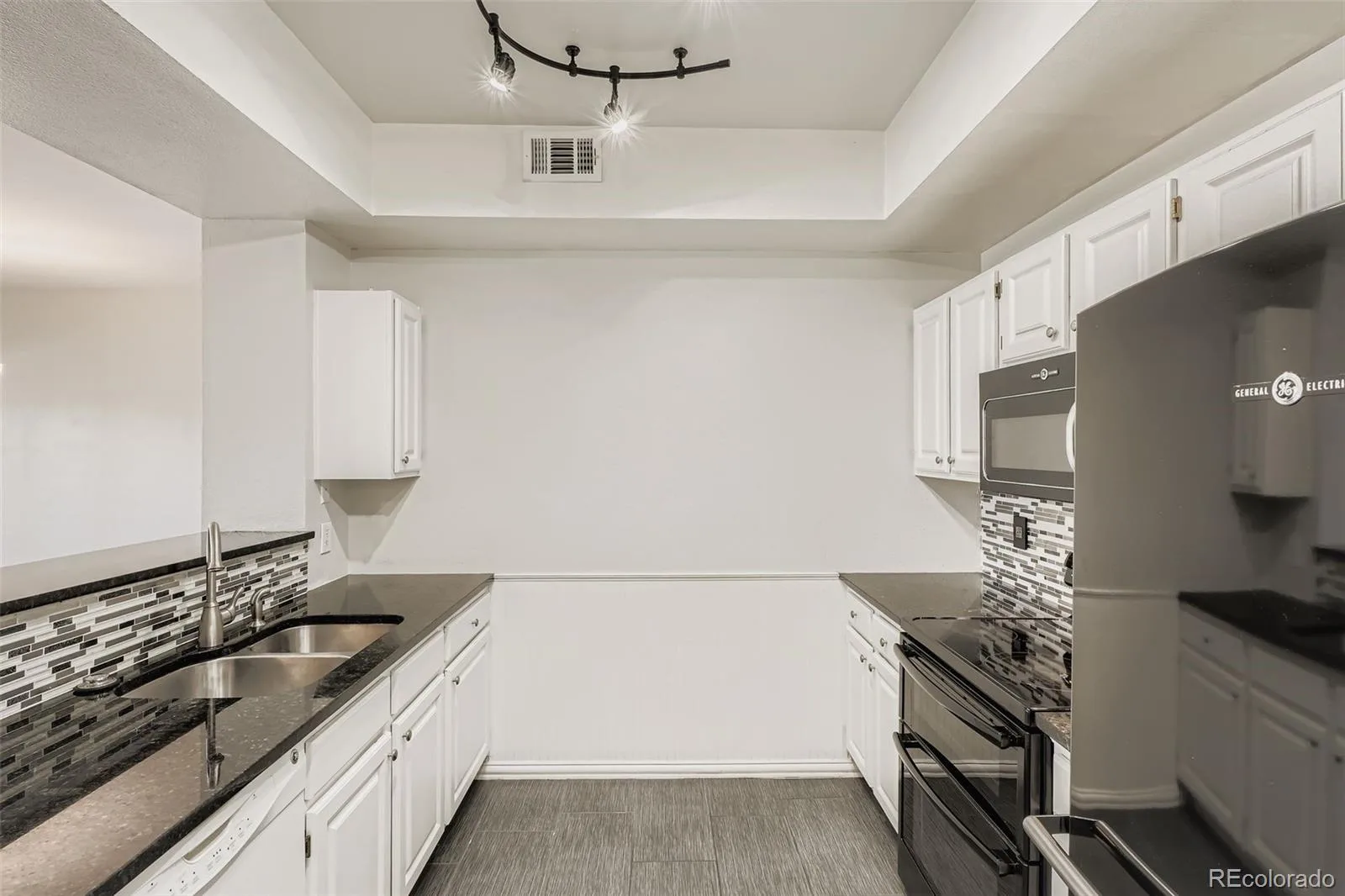 12820 Ironstone Way #203 Parker CO 80134 | MLS #REC2684906 08042026164900 1600 7