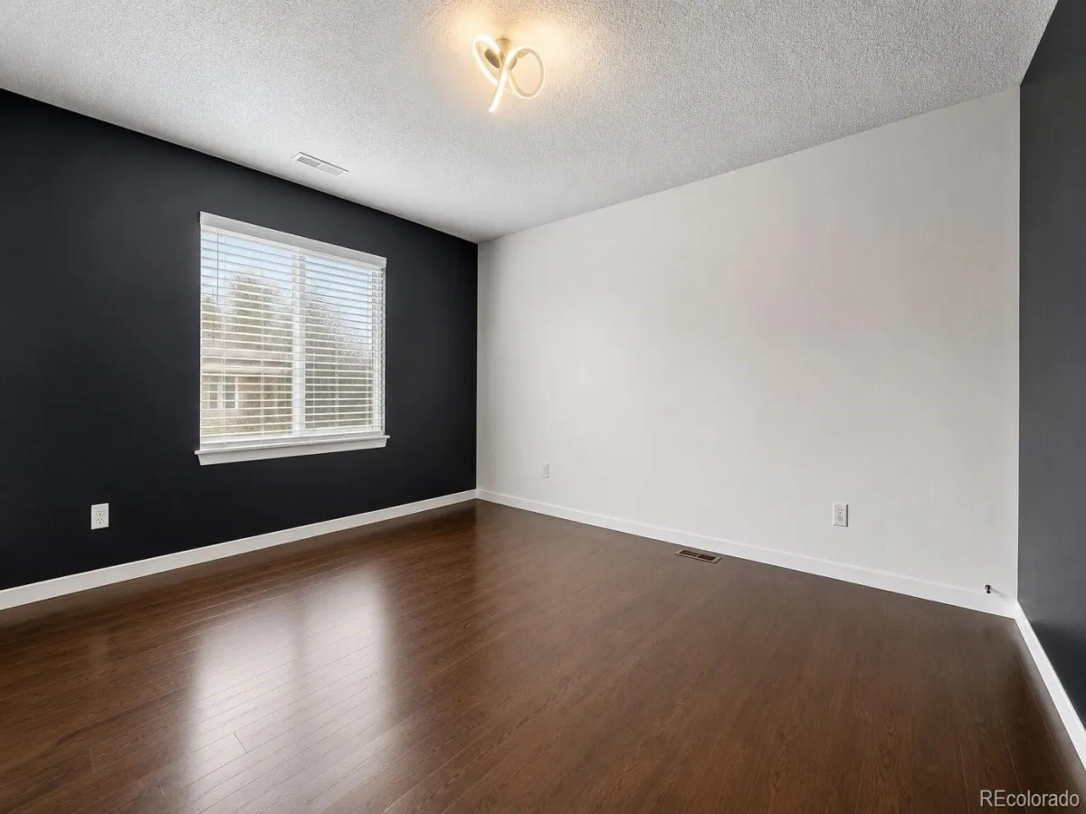 4212 S Laredo Way Aurora CO 80013 MLS #REC2685643 05222026020721 1200 6