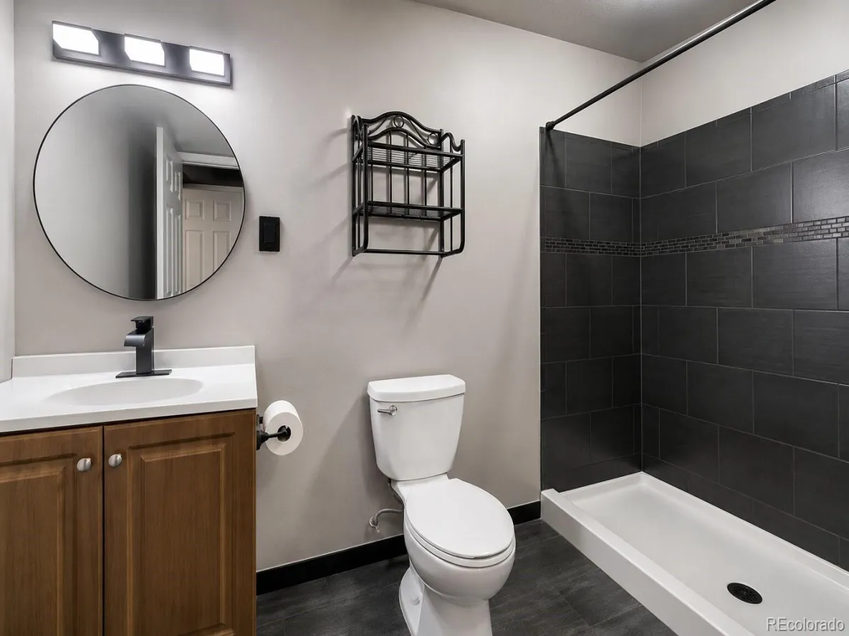 4212 S Laredo Way Aurora CO 80013 MLS #REC2685643 05222026020721 1200 8